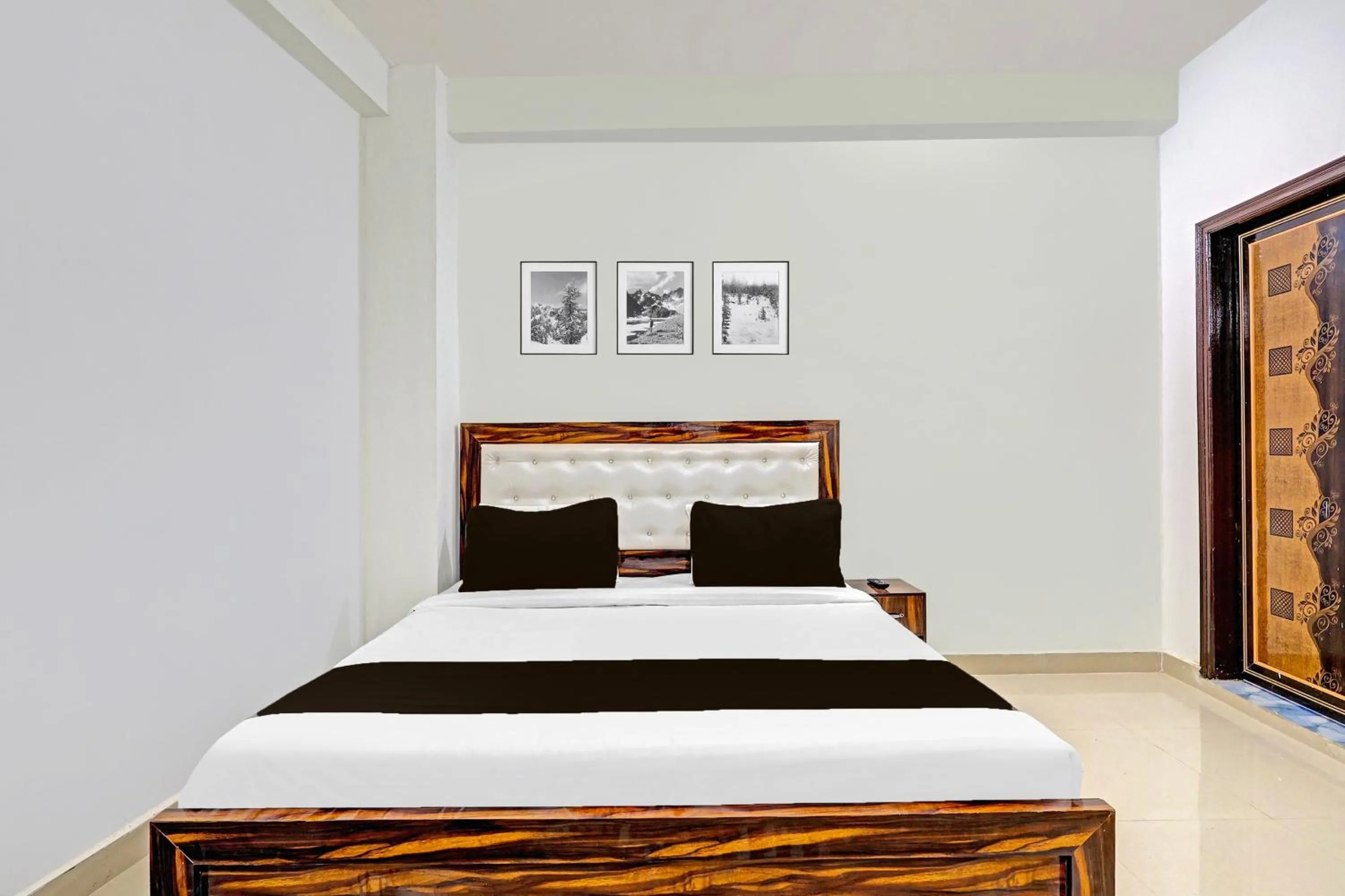 Bedroom, Bed in Hotel O SHAKTI RESIDENCY