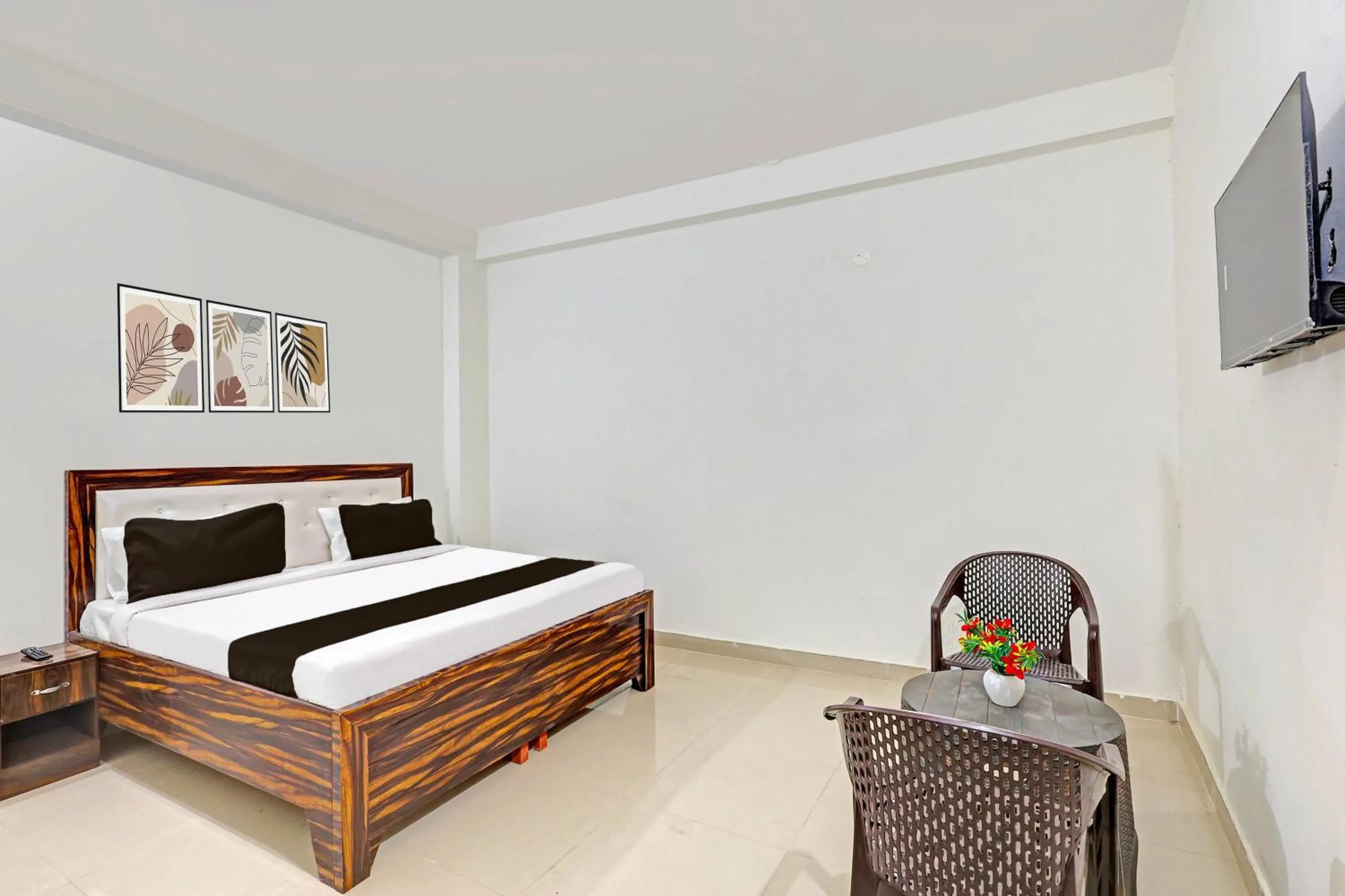Bedroom, Bed in Hotel O SHAKTI RESIDENCY