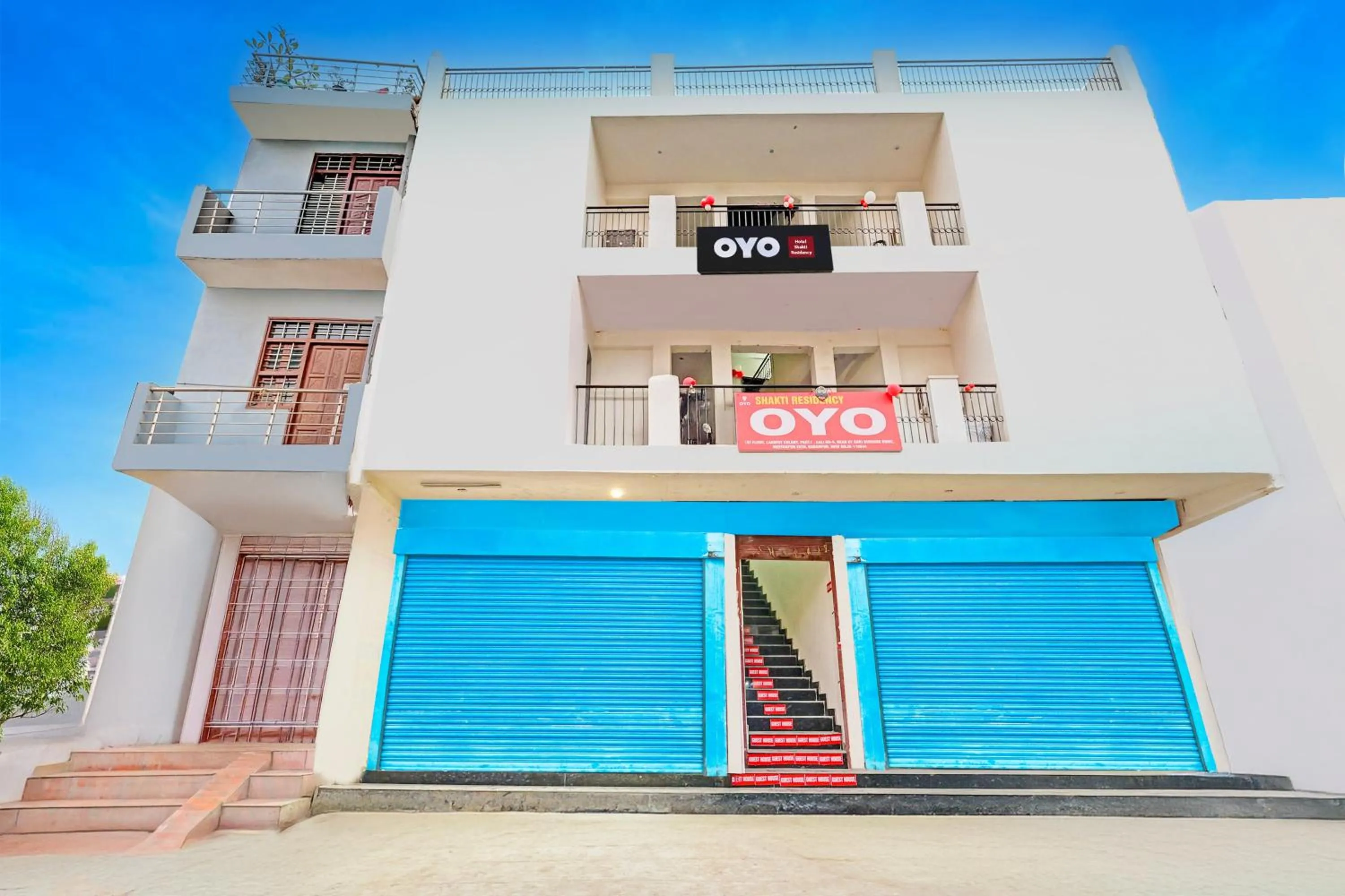 Facade/entrance in Hotel O SHAKTI RESIDENCY