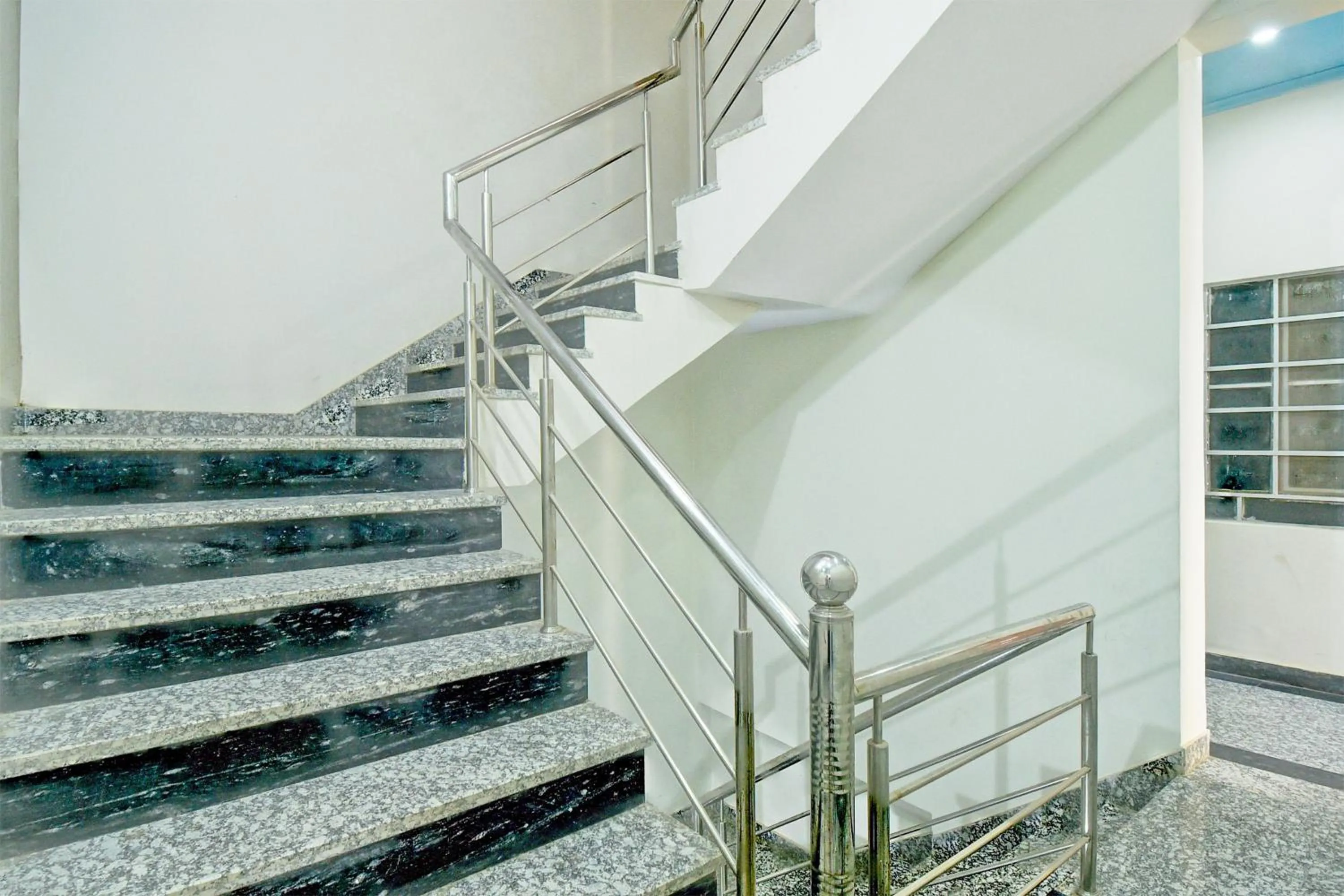 Lobby or reception in Hotel O SS