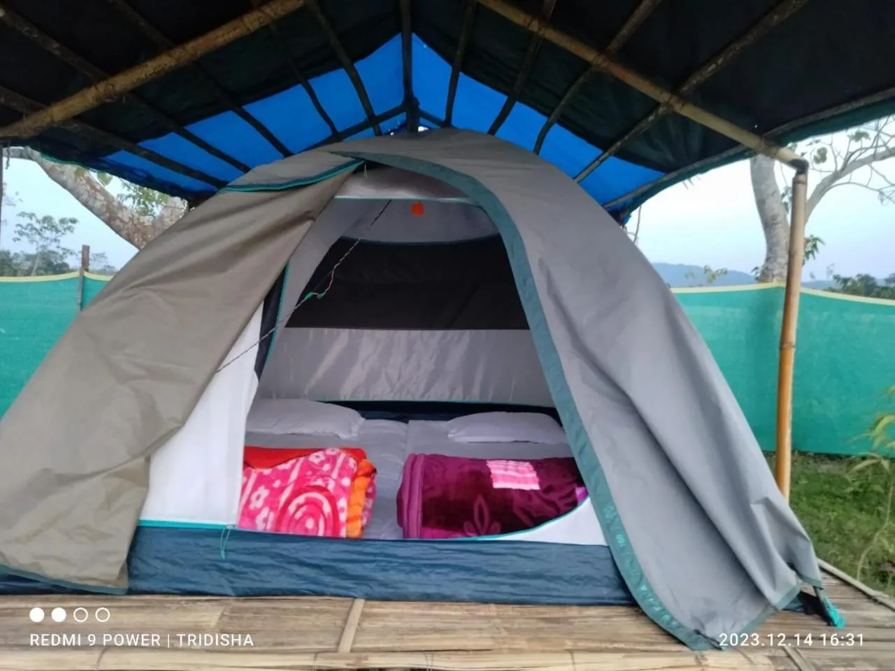 Photo of the whole room in Fesengbor eco camp