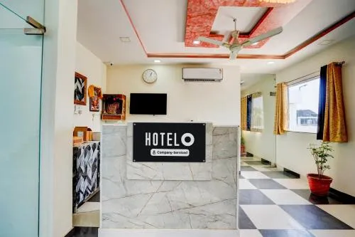 Lobby or reception in OYO Hotel O Khargapur Ring Road Formerly Shimla Grand