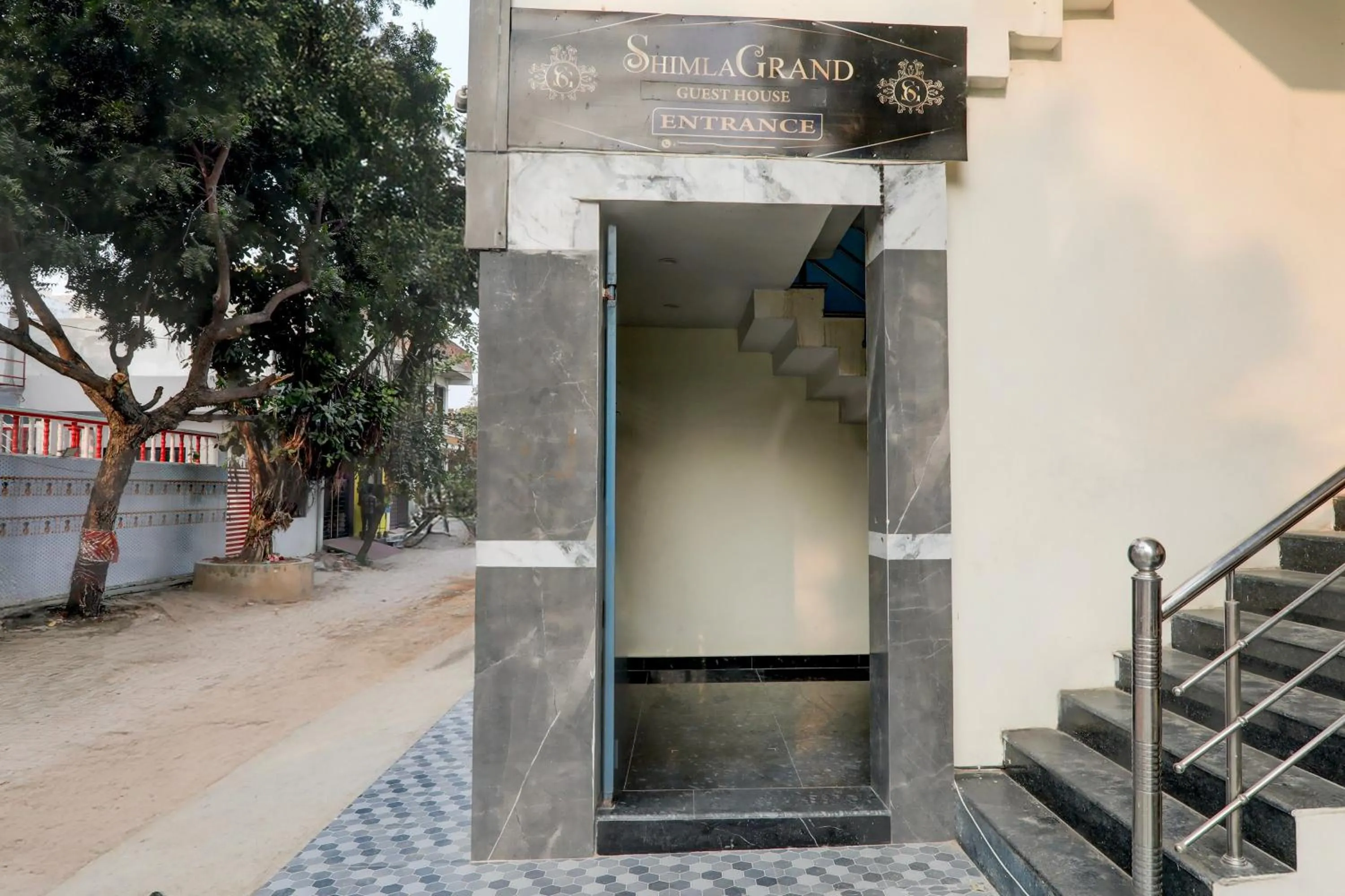 Facade/entrance in Hotel O Shimla Grand