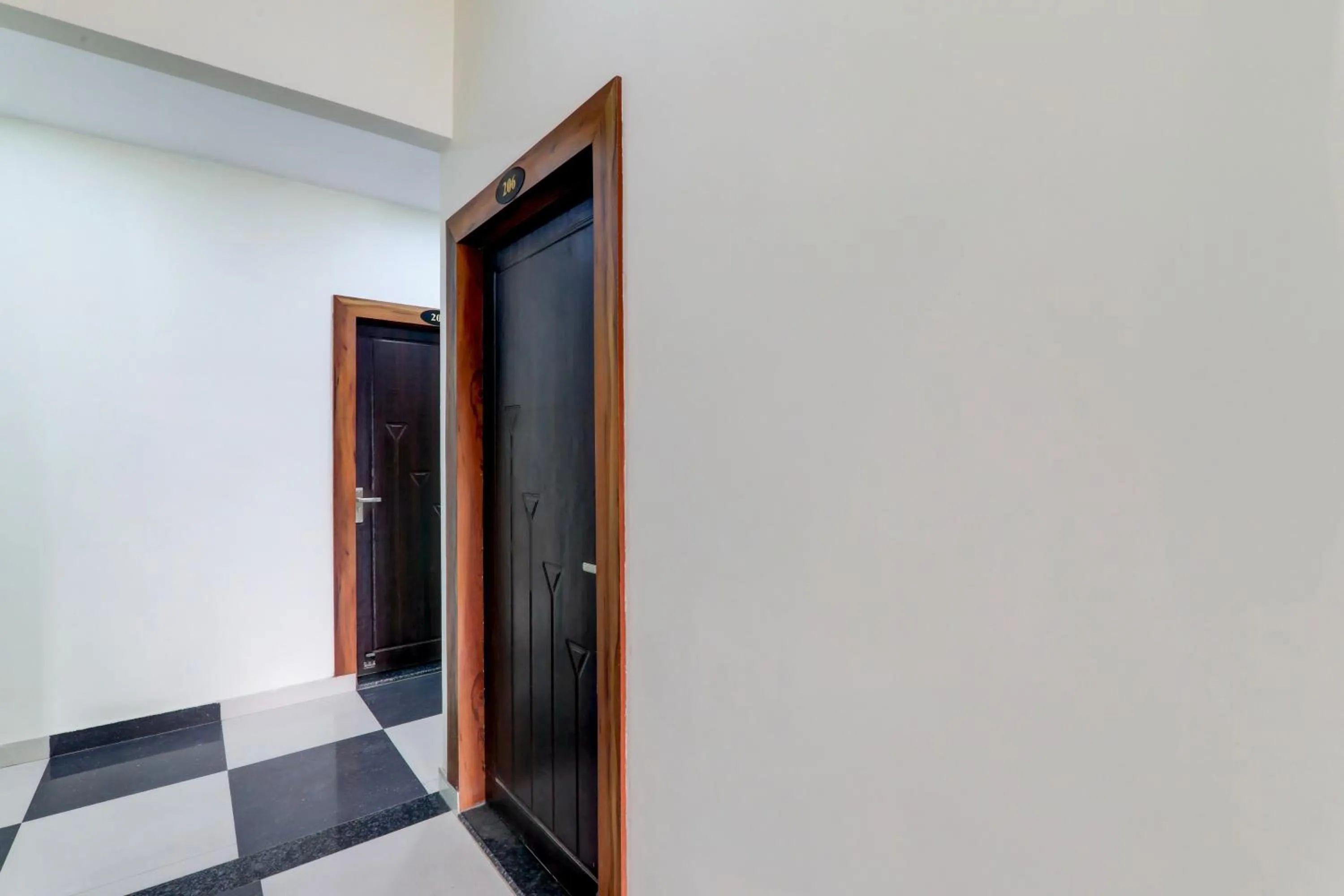 Lobby or reception in Hotel O Shimla Grand