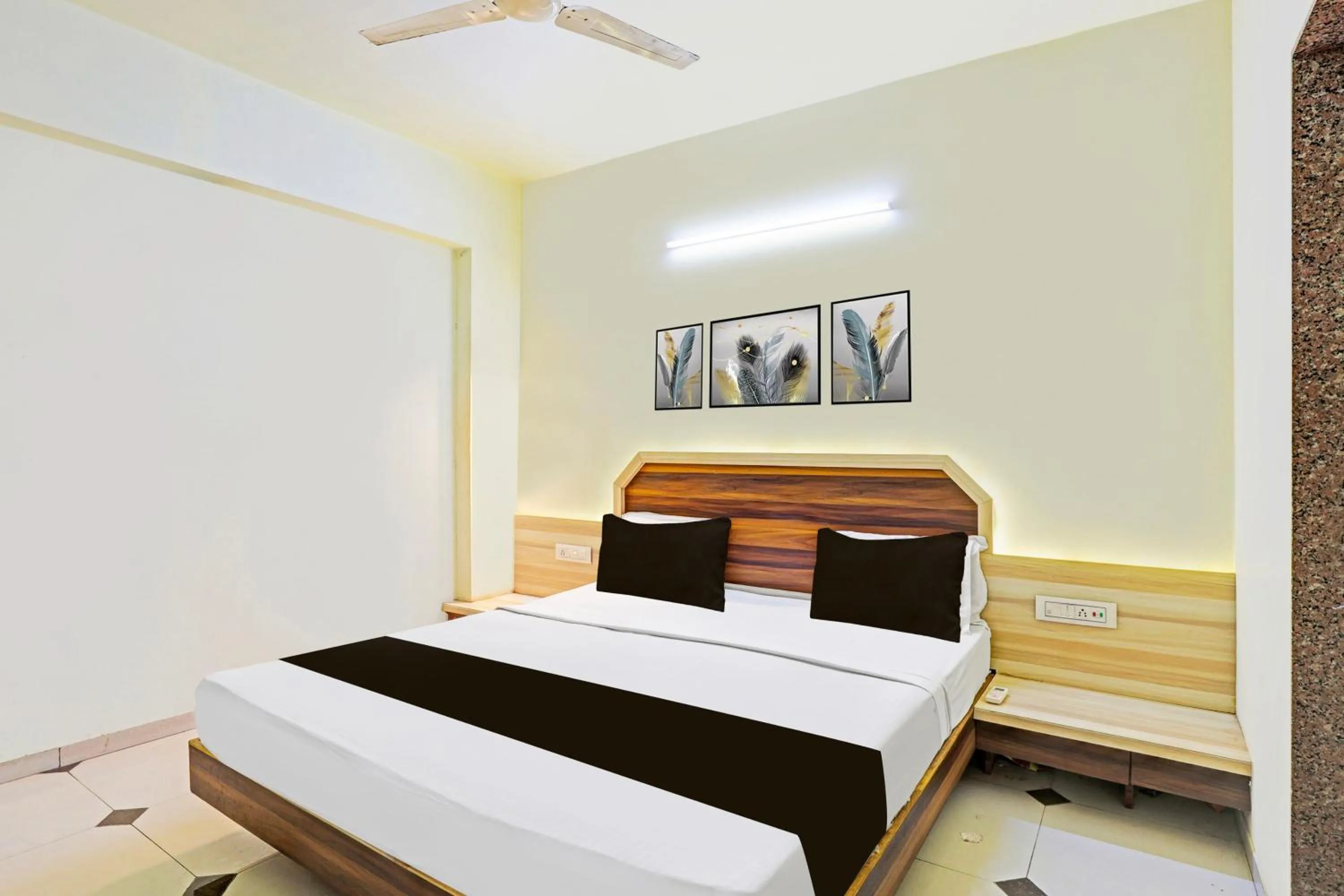 Bedroom, Bed in Hotel O Royal Season