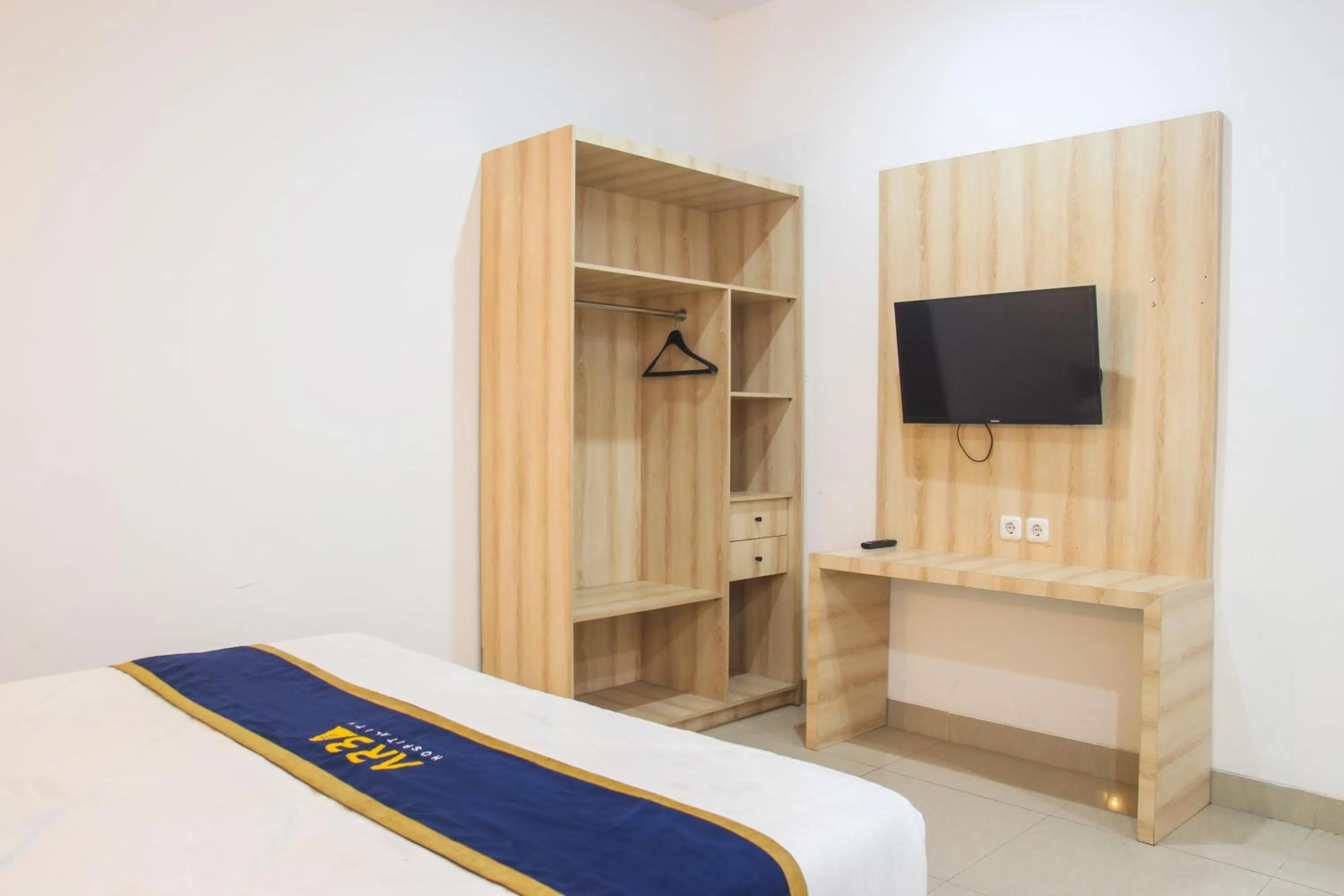 Bedroom, Bed in Sands Residence By ARBA