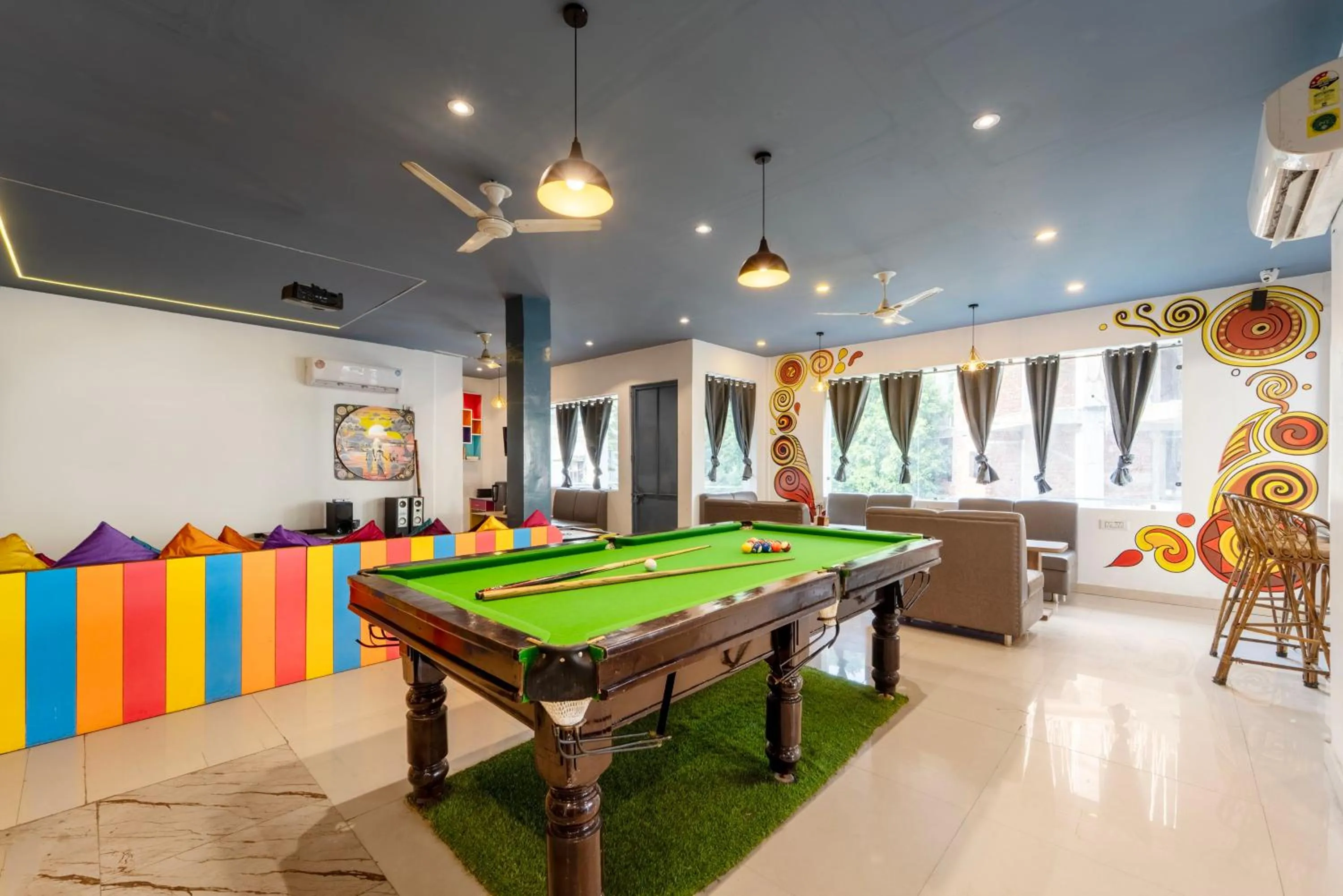 Game Room in Treebo AK Residency, Tapovan
