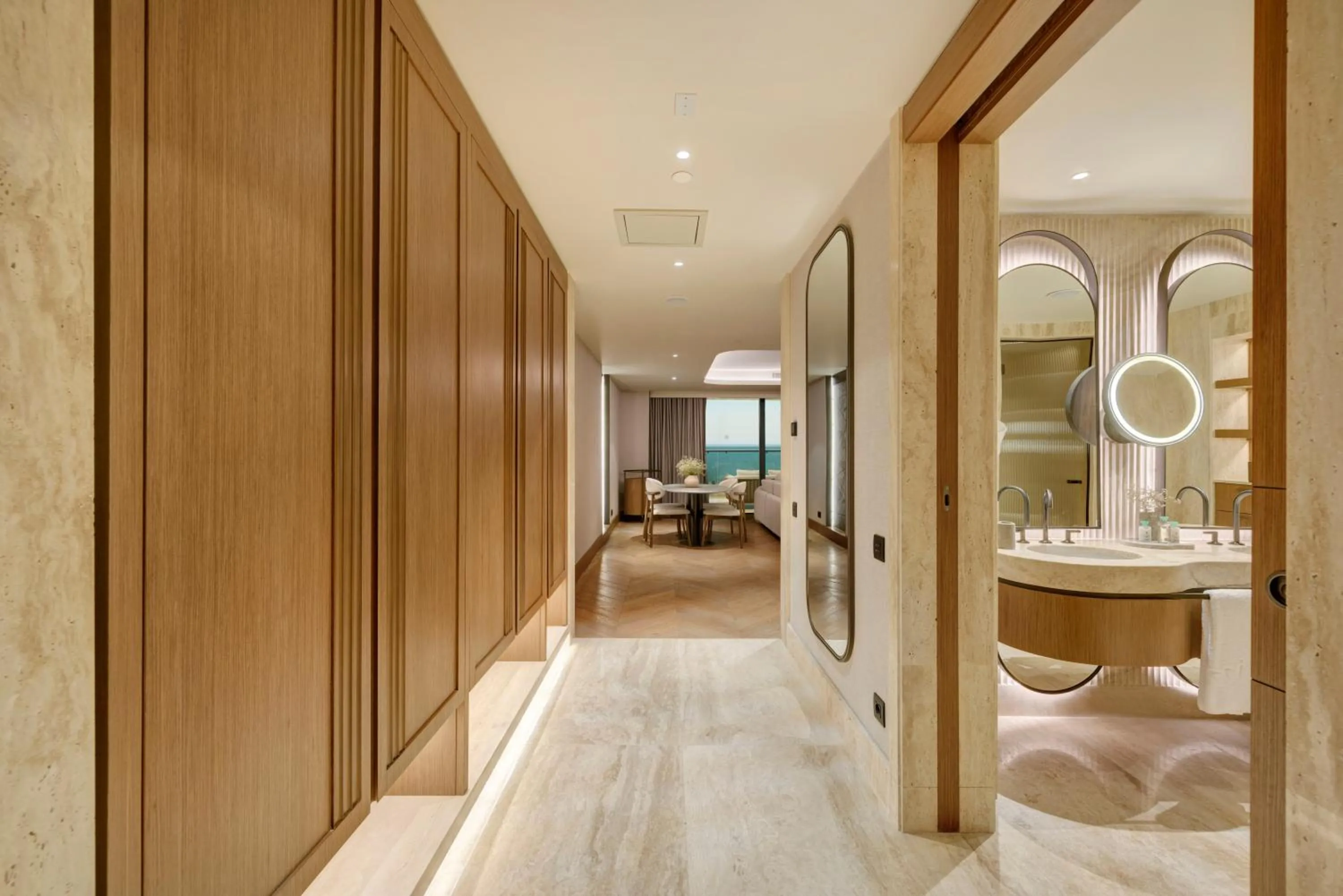 Bathroom in Regnum The Crown