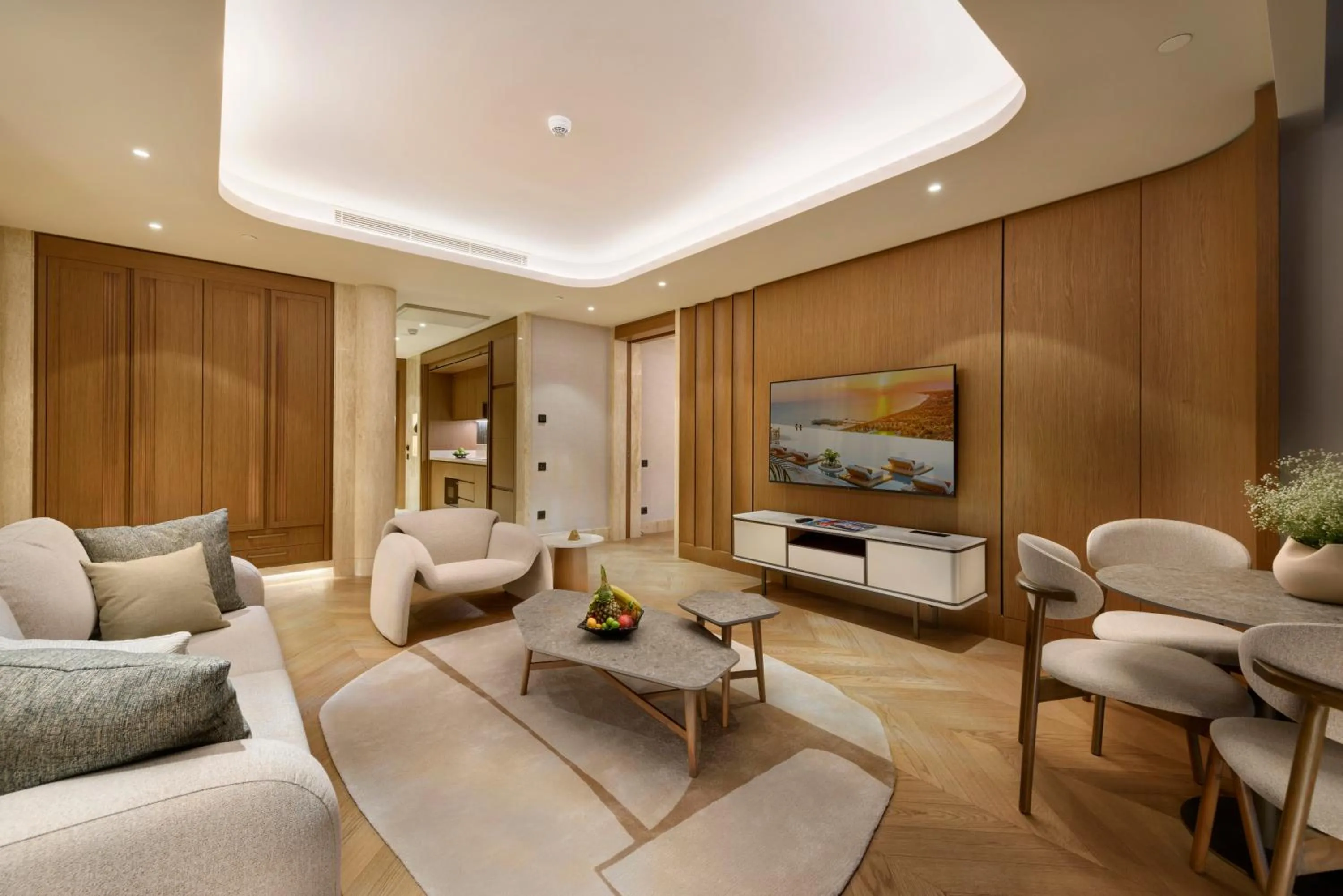 TV and multimedia in Regnum The Crown