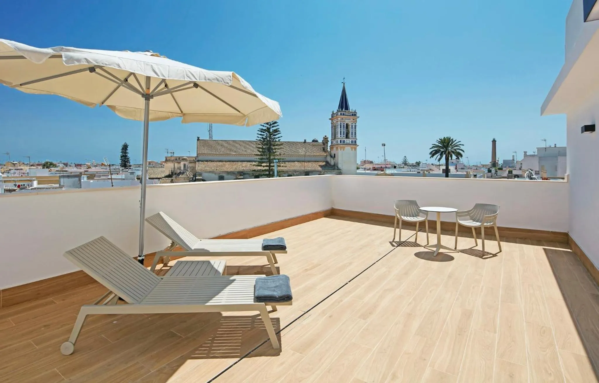 Photo of the whole room in Sercotel Cruz Del Mar