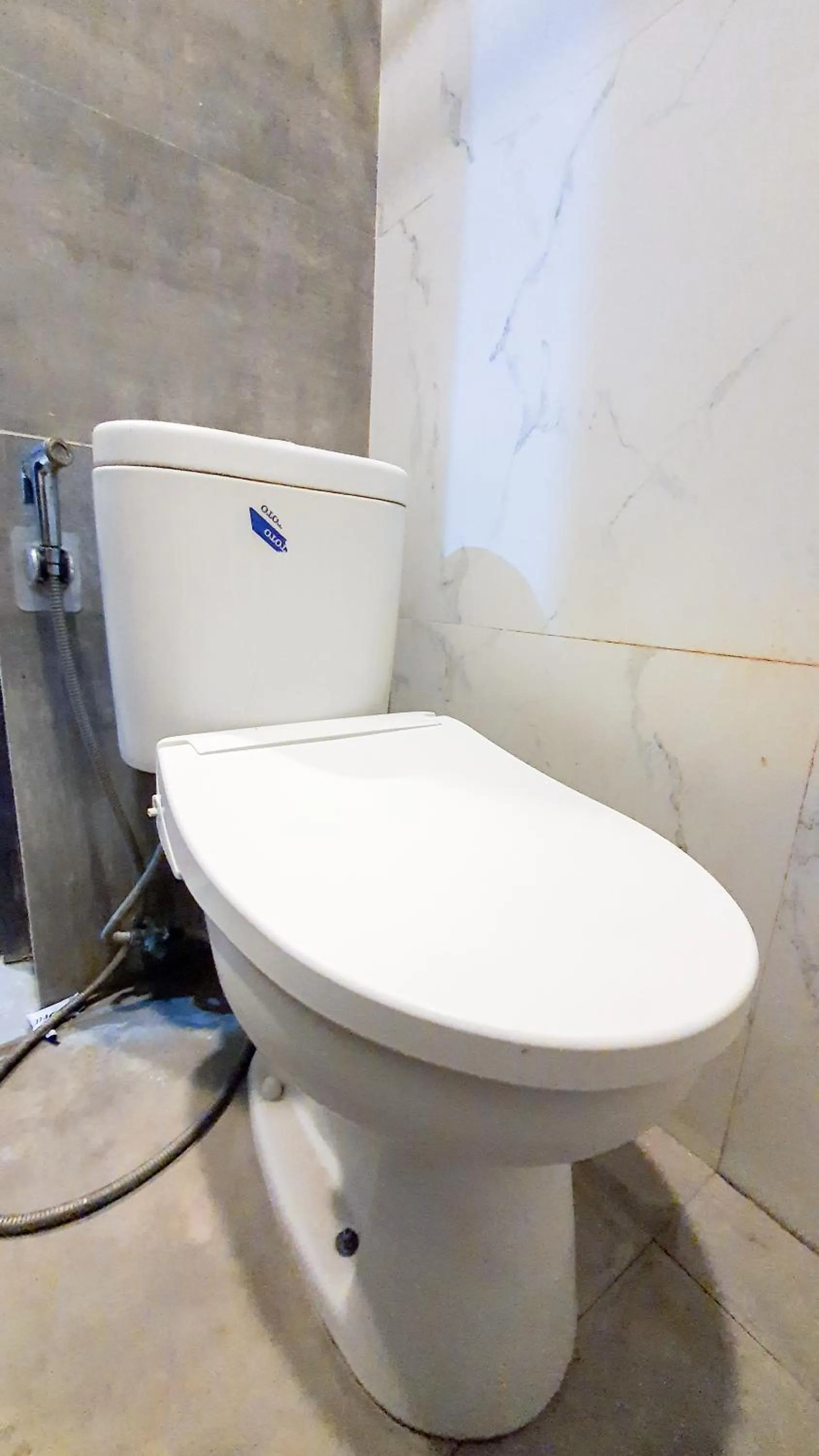 Toilet in La'Rissa Residence by ARBA