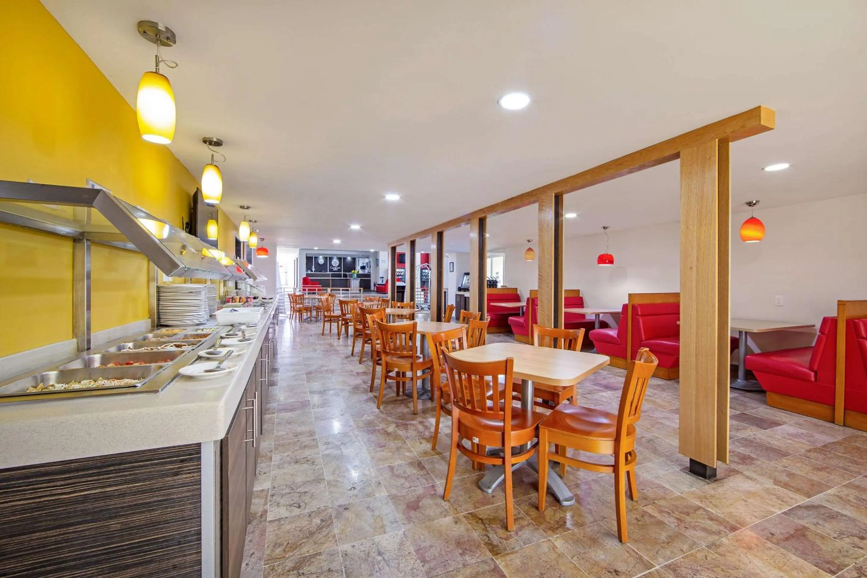 Restaurant/places to eat in Comfort Inn Querétaro