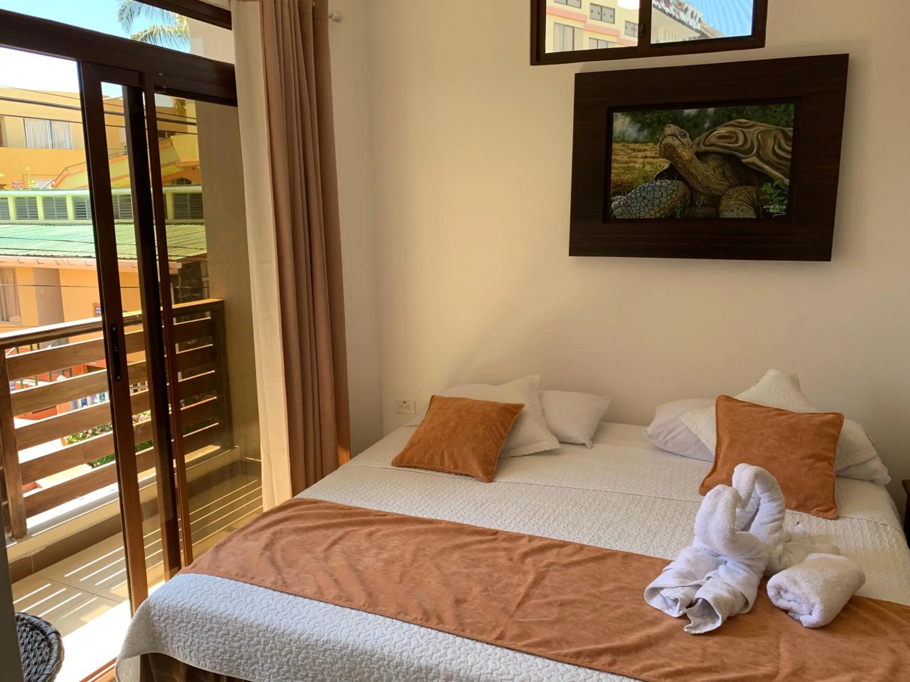 Balcony/Terrace, Bed in Hostal Costa del Pacifico