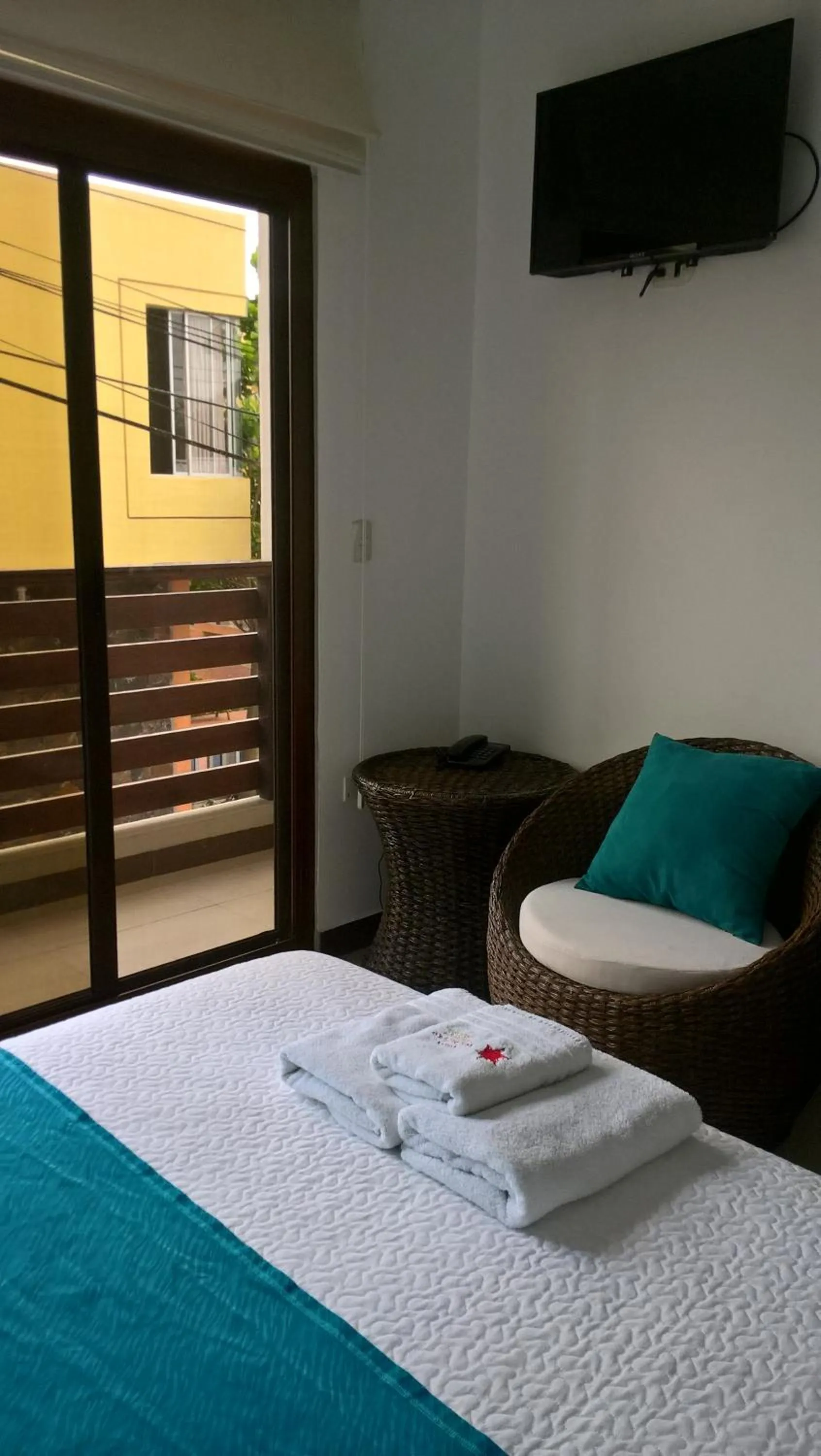 Bedroom, Bed in Hostal Costa del Pacifico