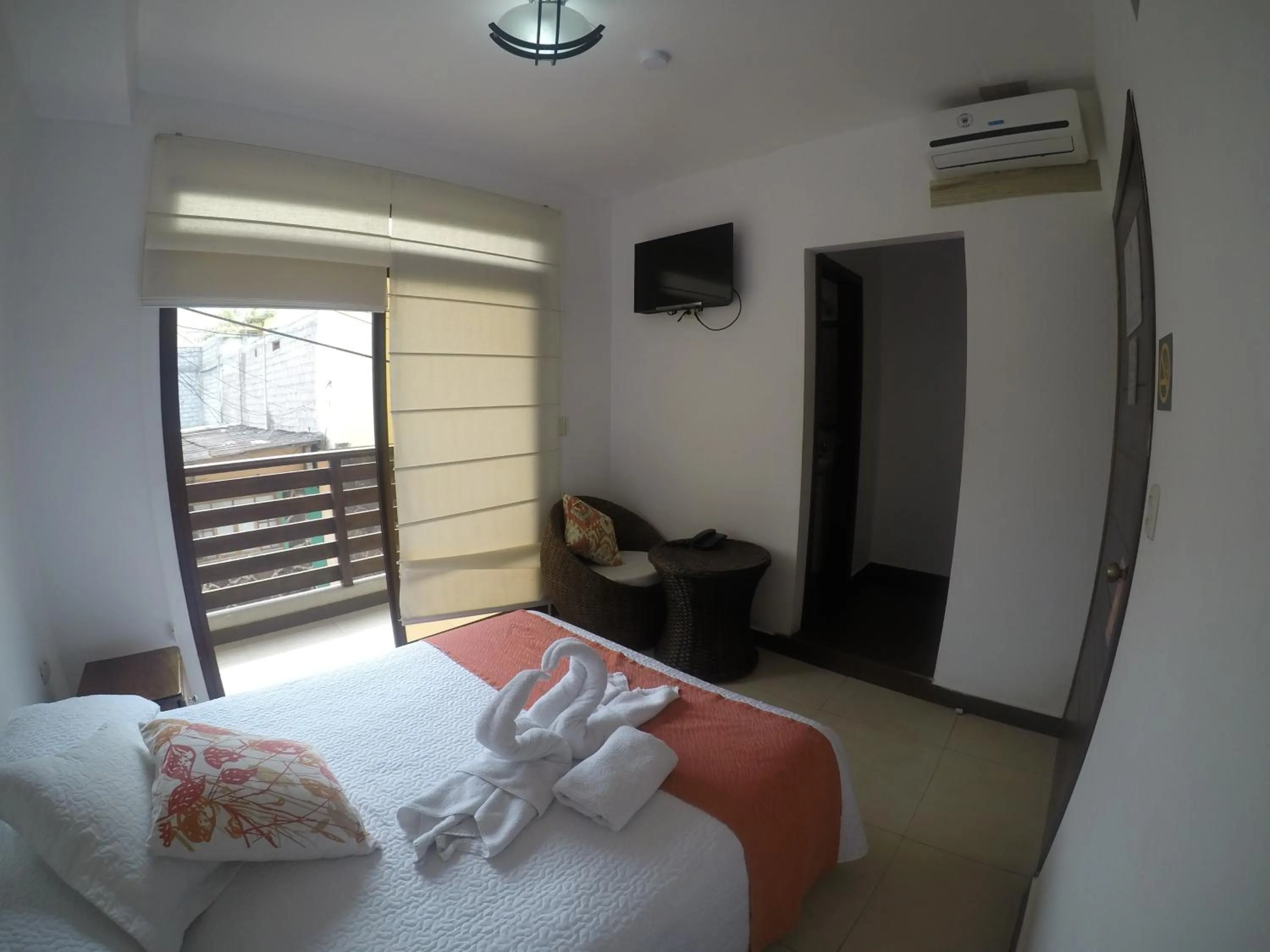 Decorative detail, Bed in Hostal Costa del Pacifico