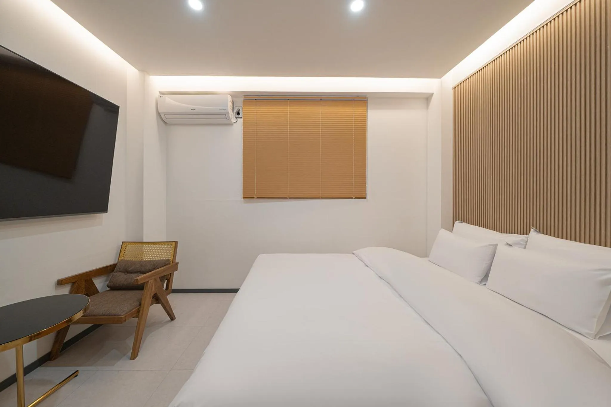 Bed in Hotel YAJA Namchuncheon