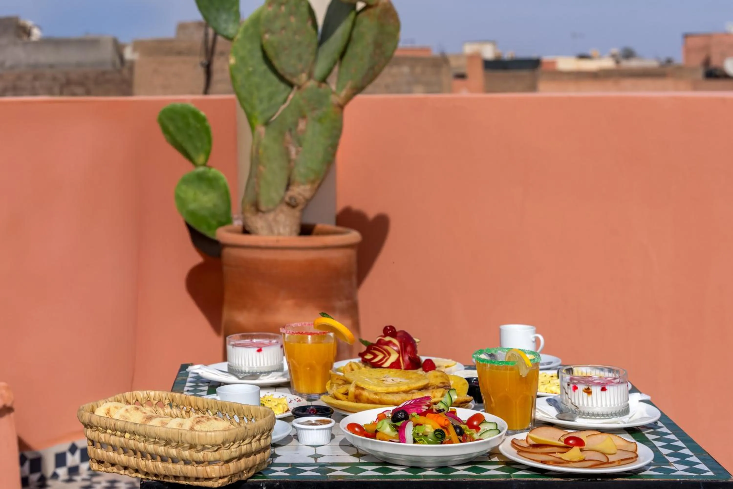Breakfast in Riad Les Etoiles Berberes & SPA