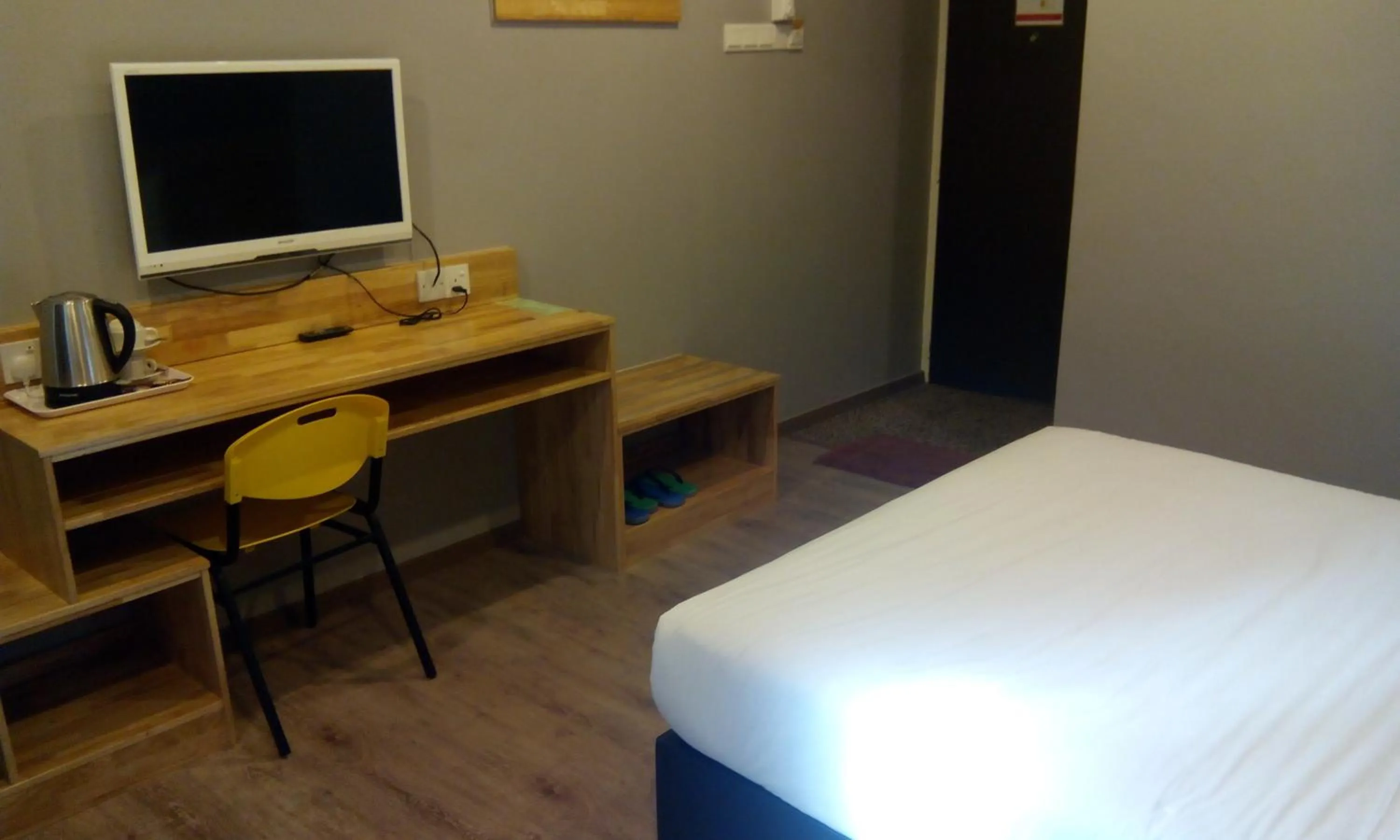 TV and multimedia, Bed in JQ Suria 18 Hotel