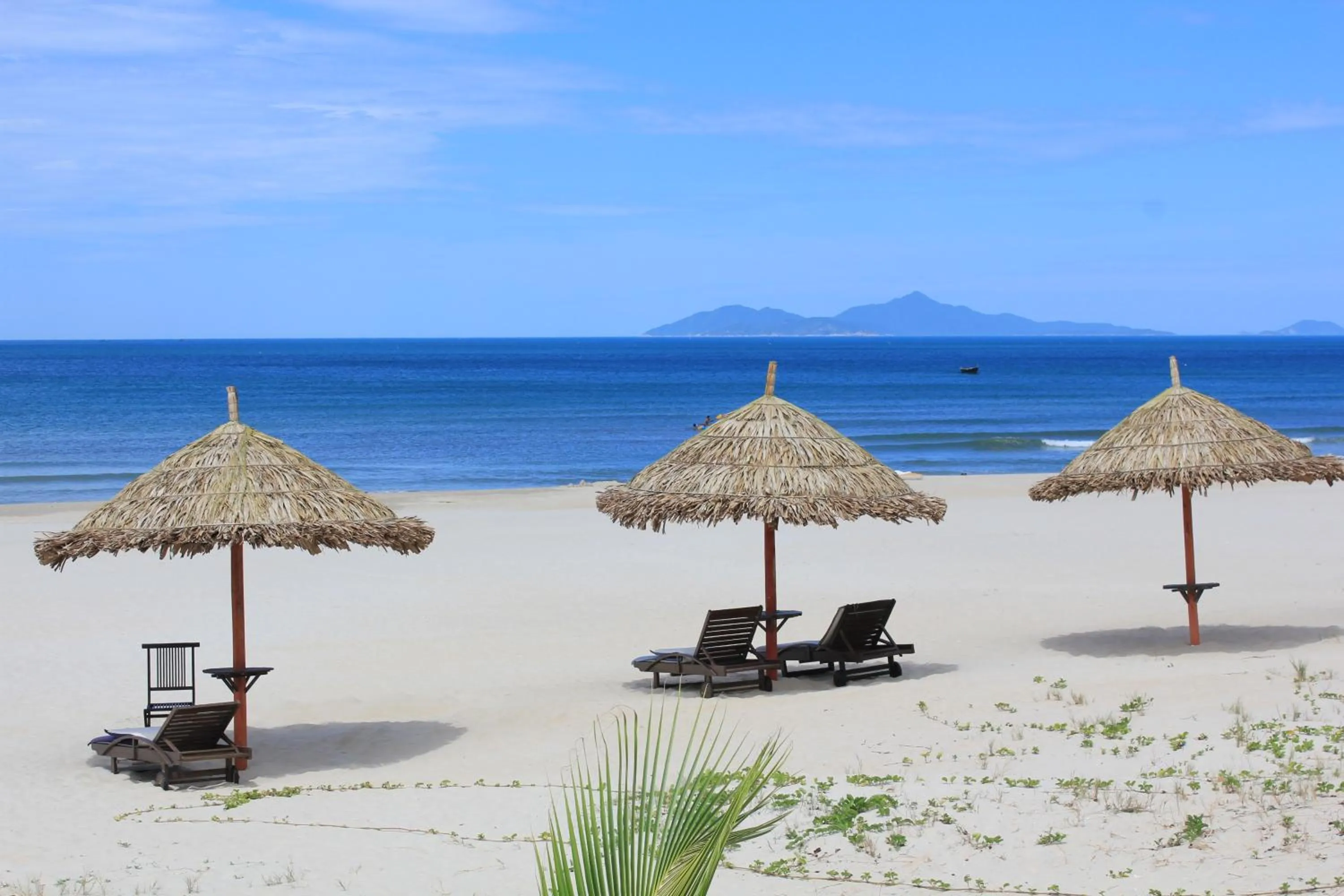 Beach in Dam Tien Hotel