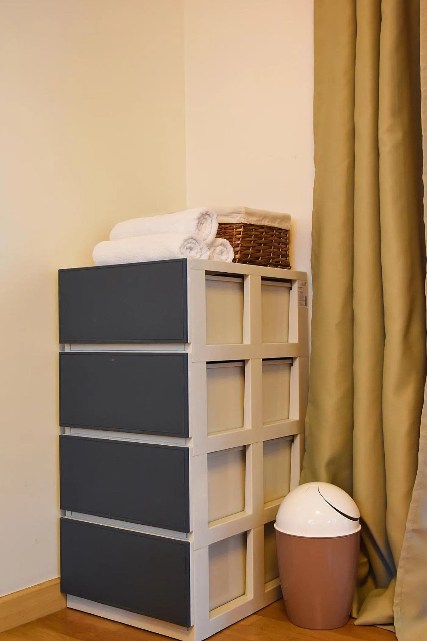 Photo of the whole room in Ganderak Guesthouse