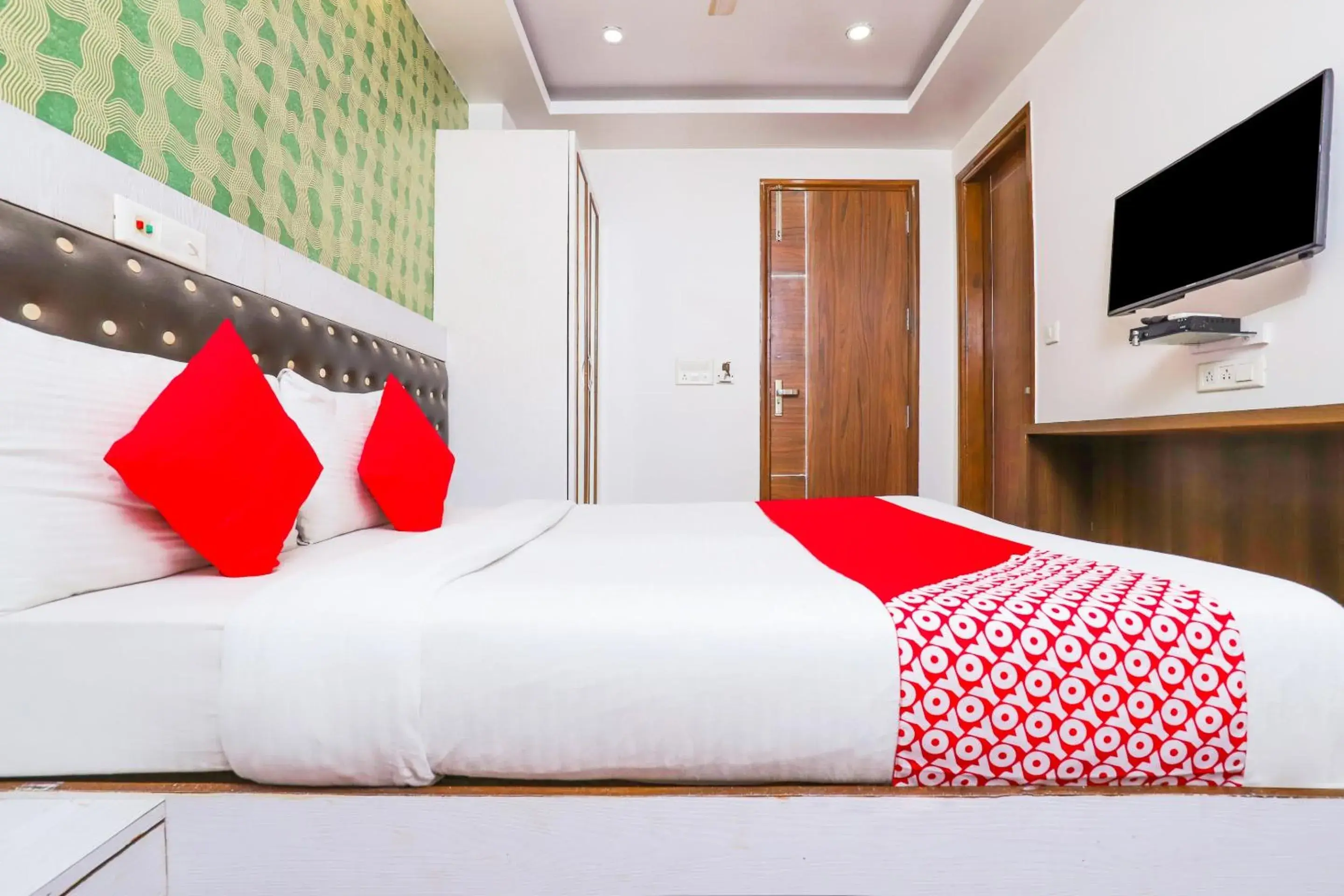 Lobby or reception, Bed in Hotel O Sehej Continental Lobby or reception, Bed in Hotel O Sehej Continental