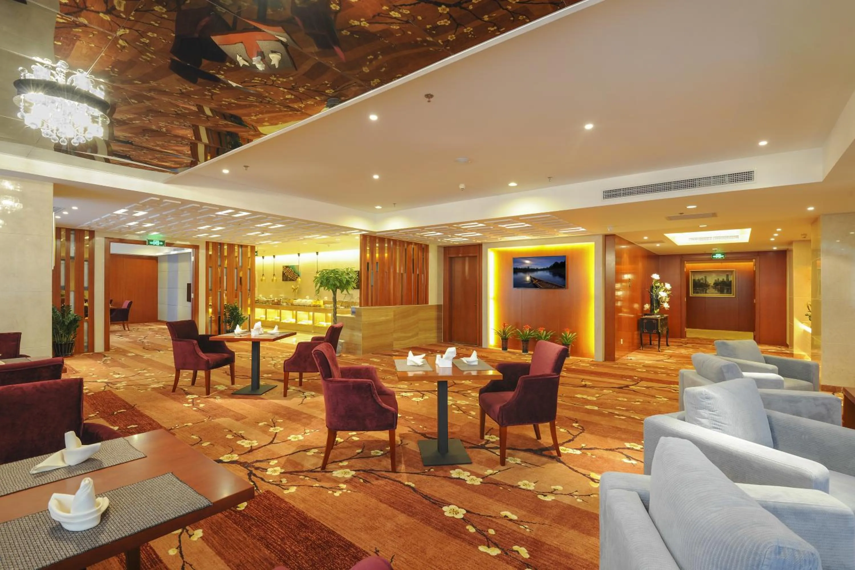 Lounge or bar in Avic Hotel Beijing