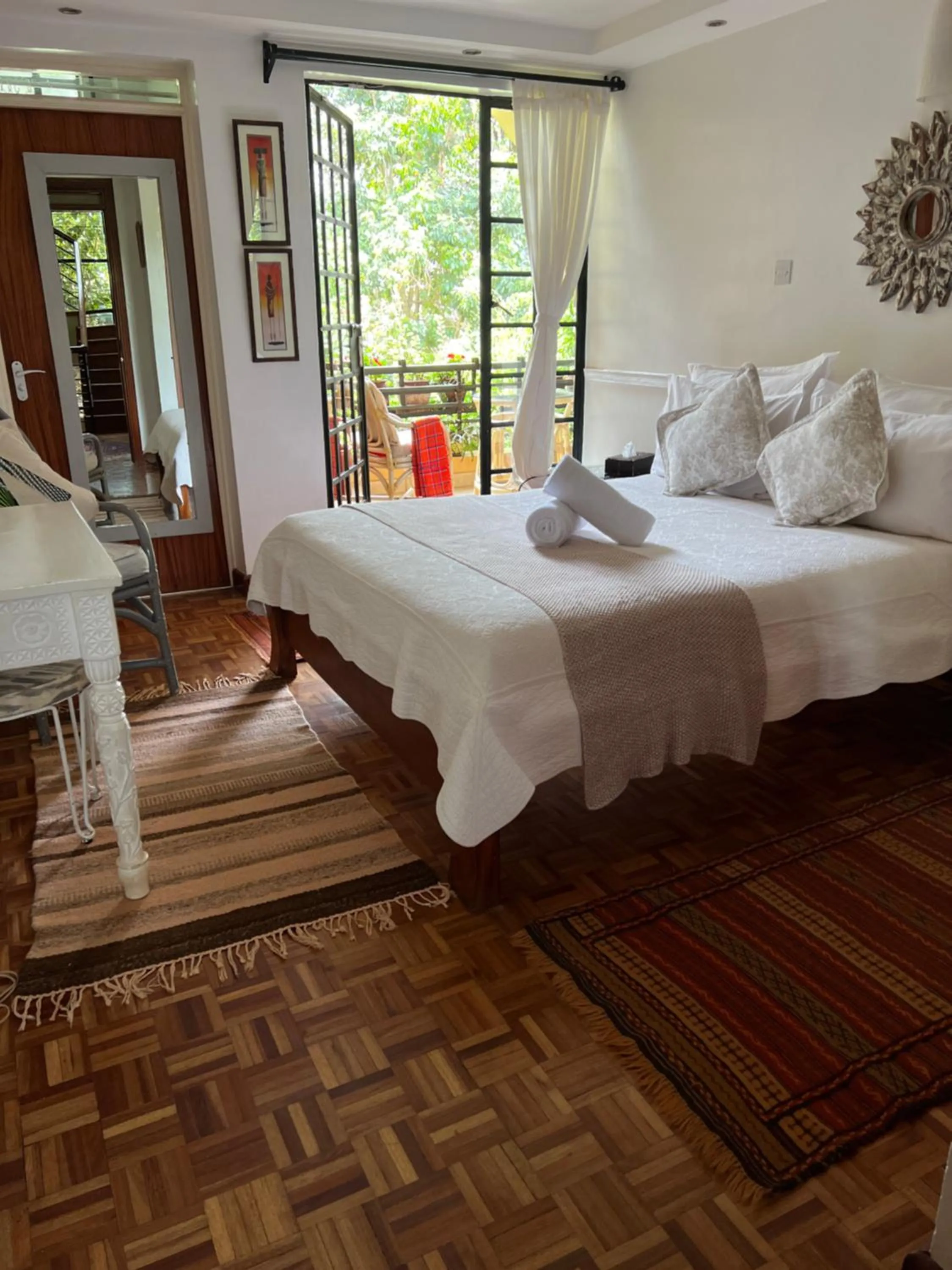 Bedroom, Bed in Hob House