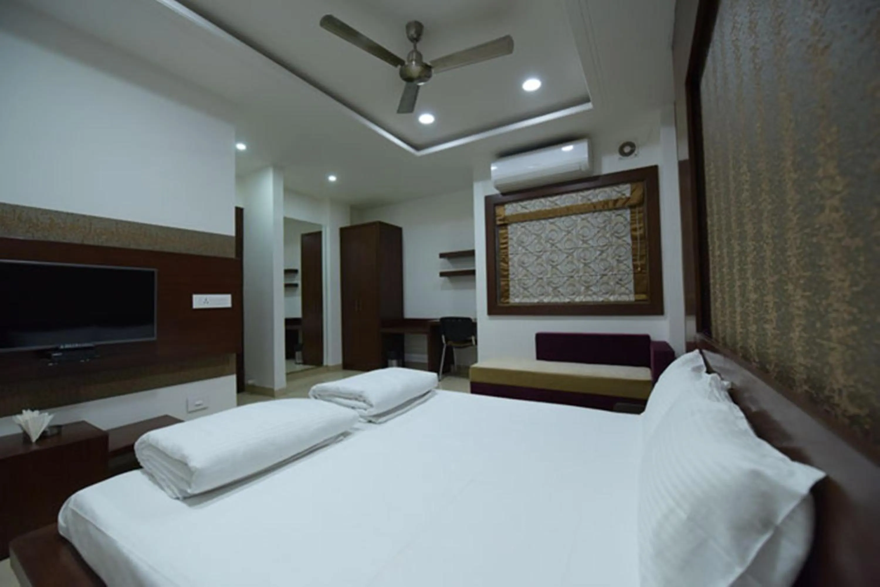 Bedroom in Hotel Alankar Palace