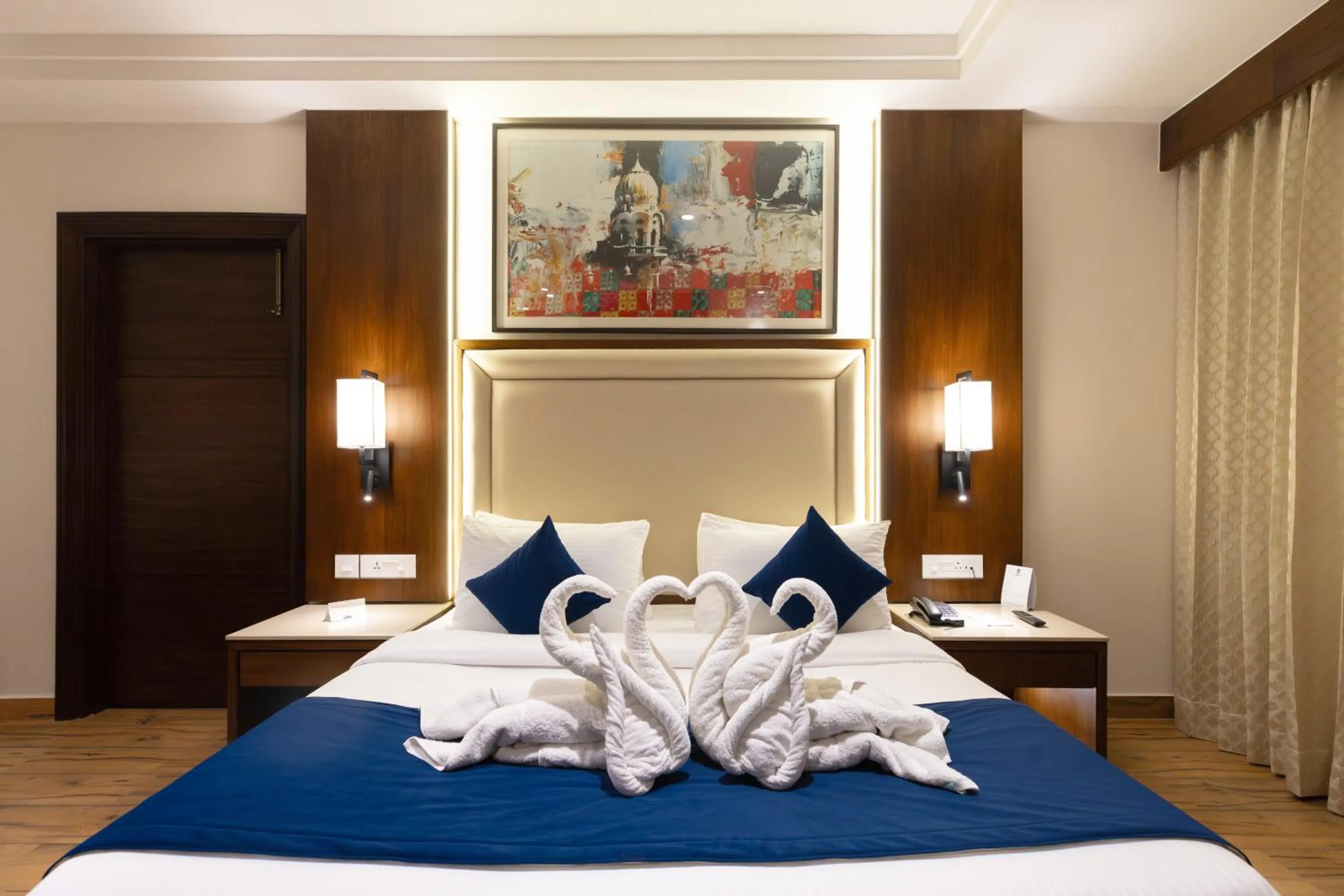 Bed in Best Western Swaran Amritsar