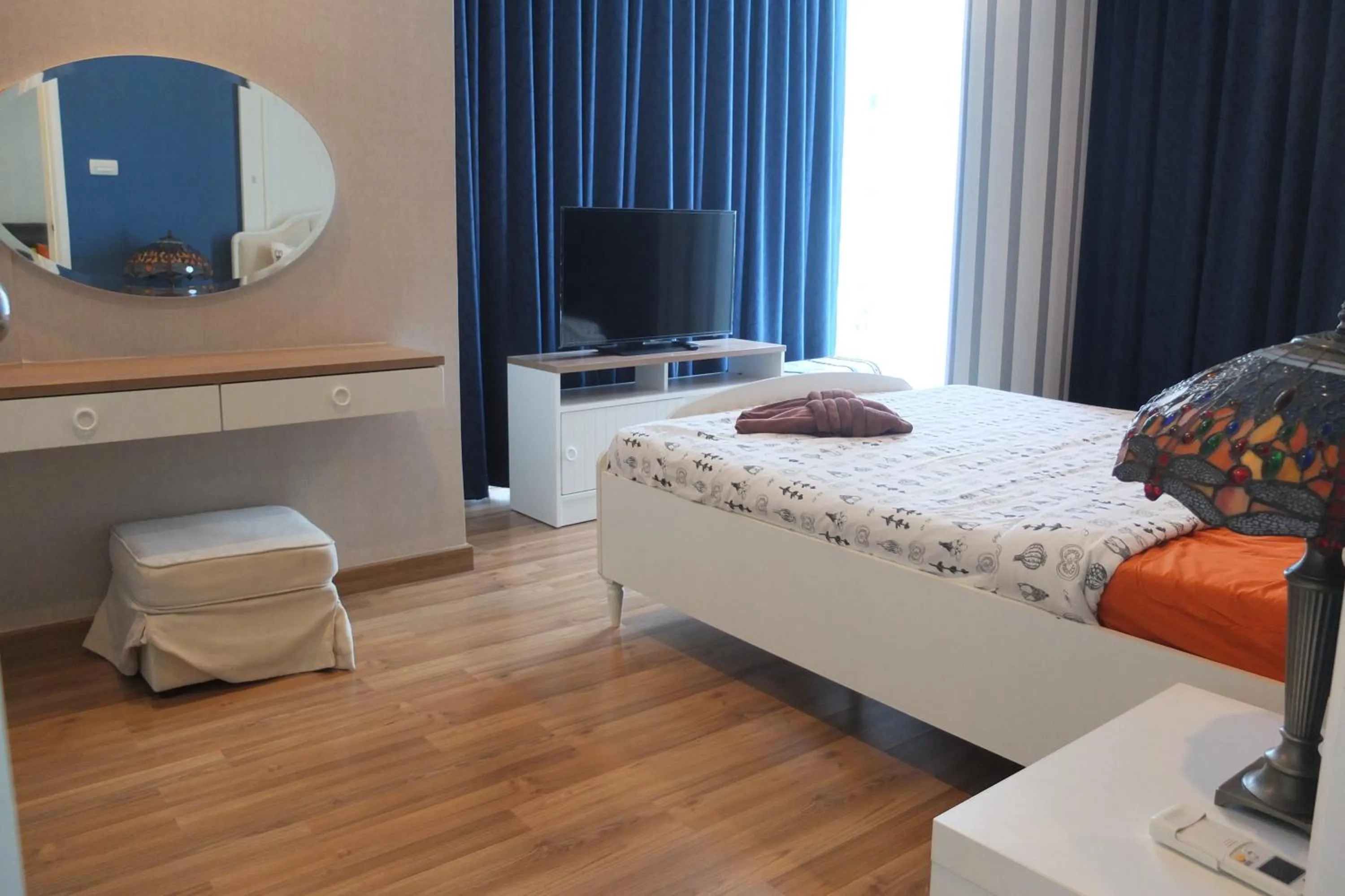 Bedroom in My Resort Hua Hin by Pat