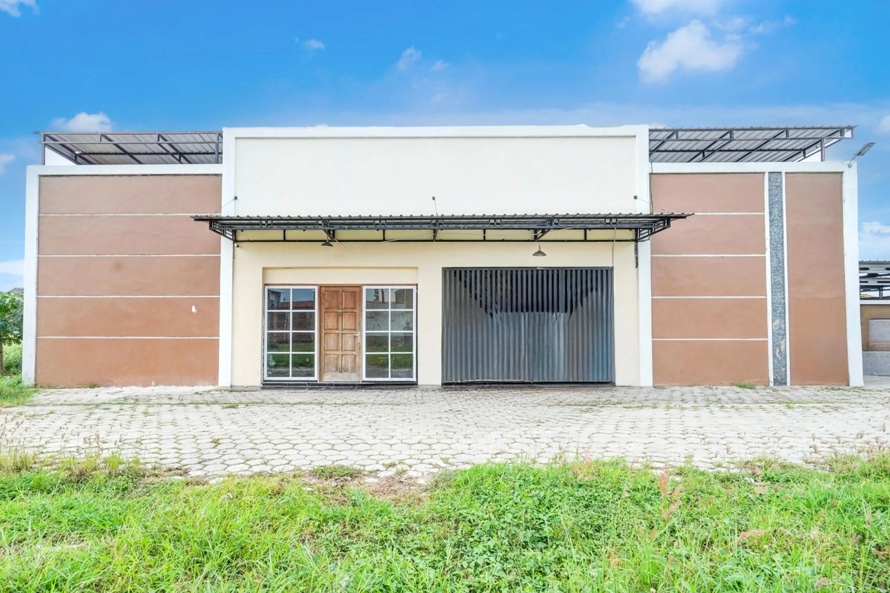 Hotel O Slawi Near Alun- Alu Slawi Formerly Boarding Inn