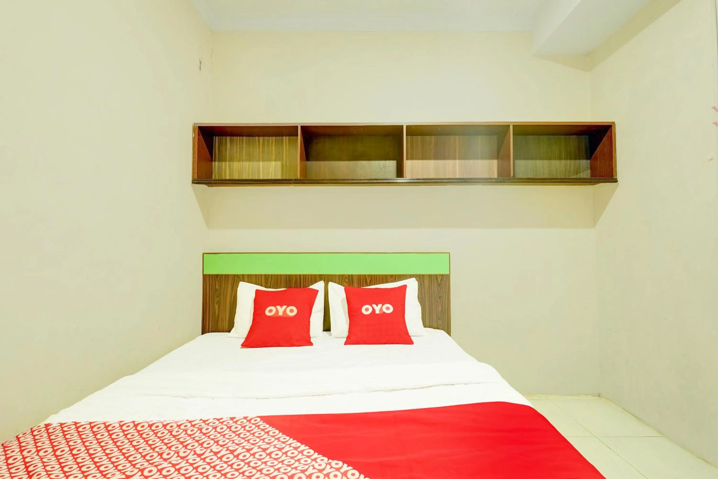 Photo of the whole room, Bed in Hotel O Slawi Near Alun- Alu Slawi Formerly Boarding Inn