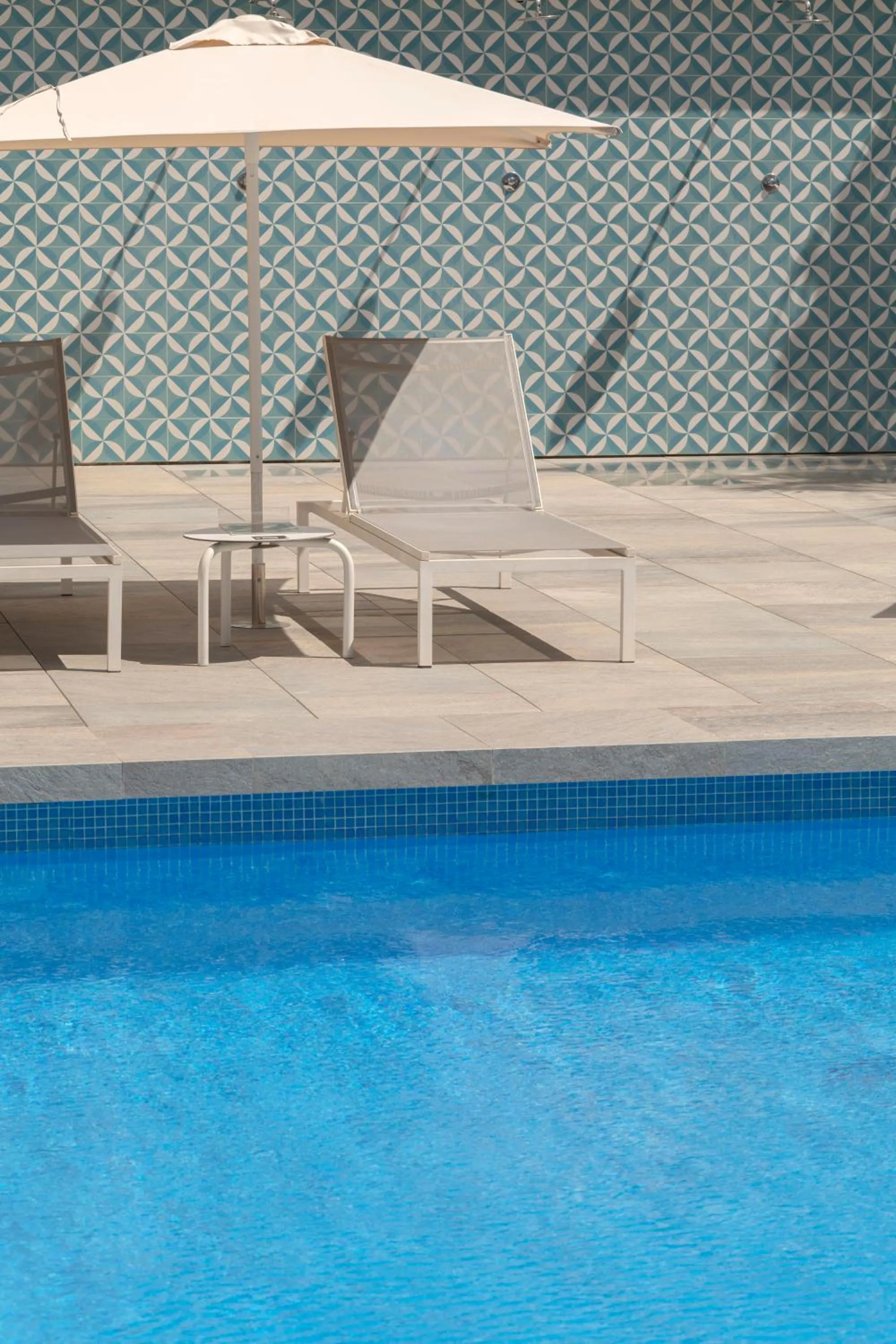 Swimming pool in Bordoy Cosmopolitan