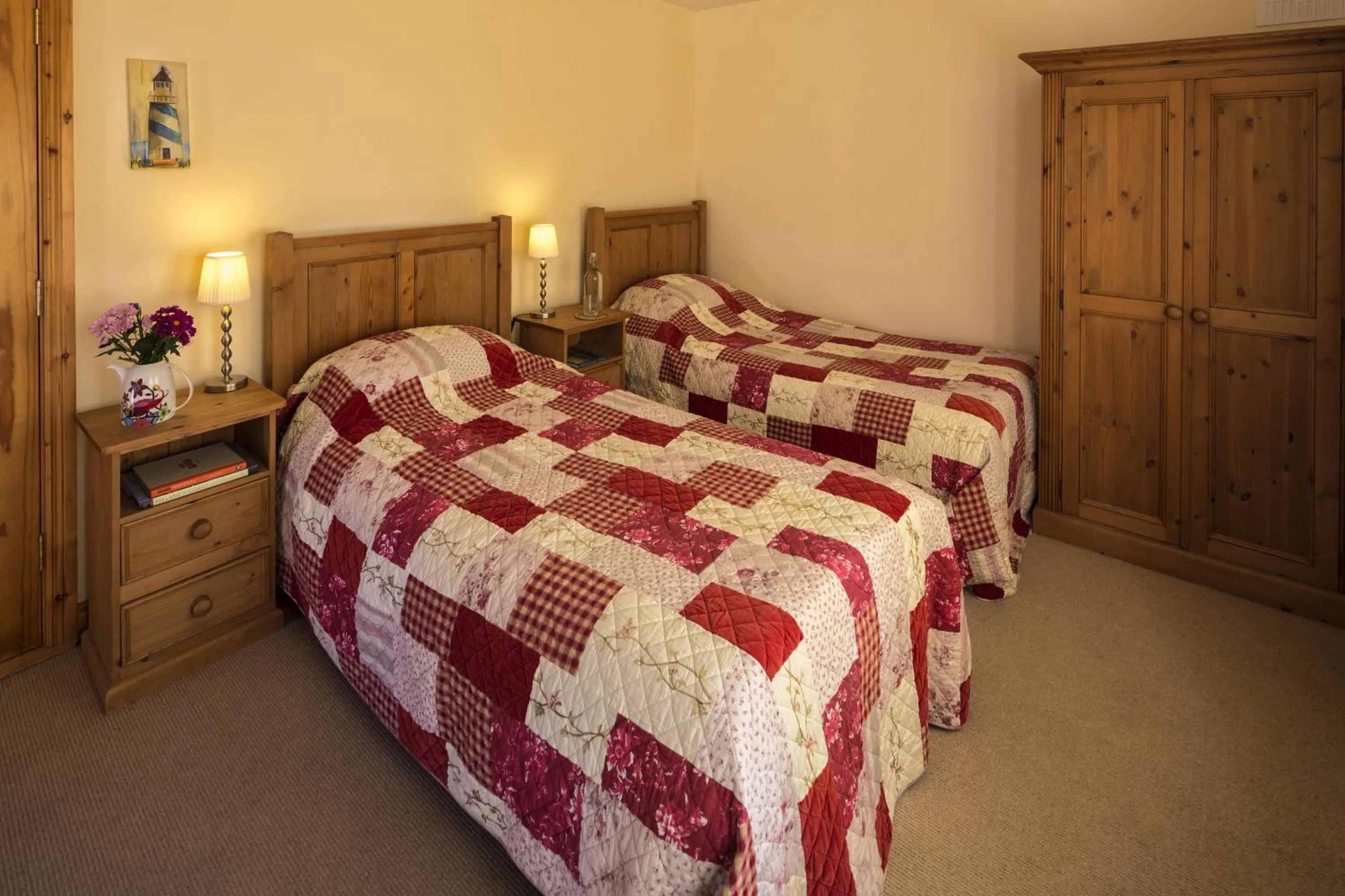 Bedroom, Bed in Glencarrig B&B