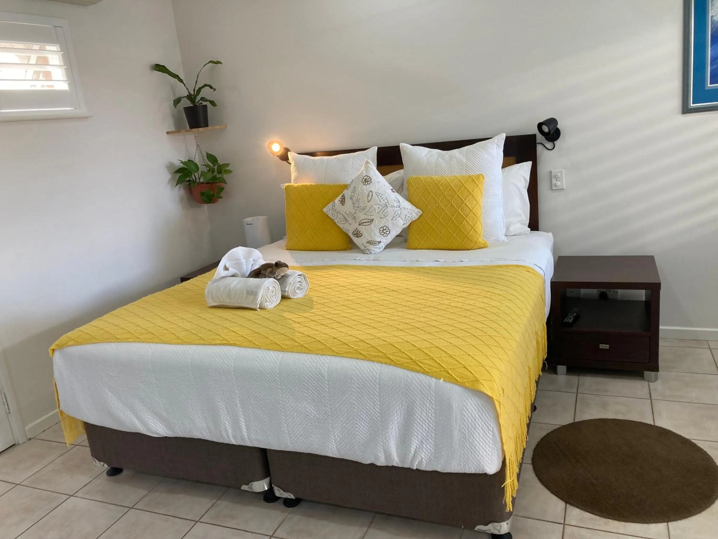 Bedroom, Bed in Gecko Lodge Kalbarri