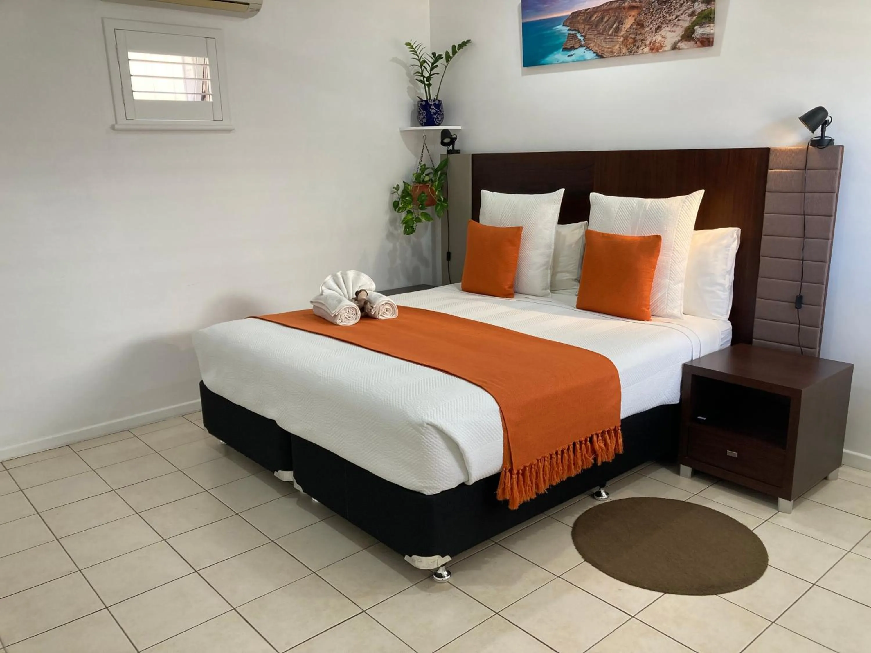 Bed in Gecko Lodge Kalbarri