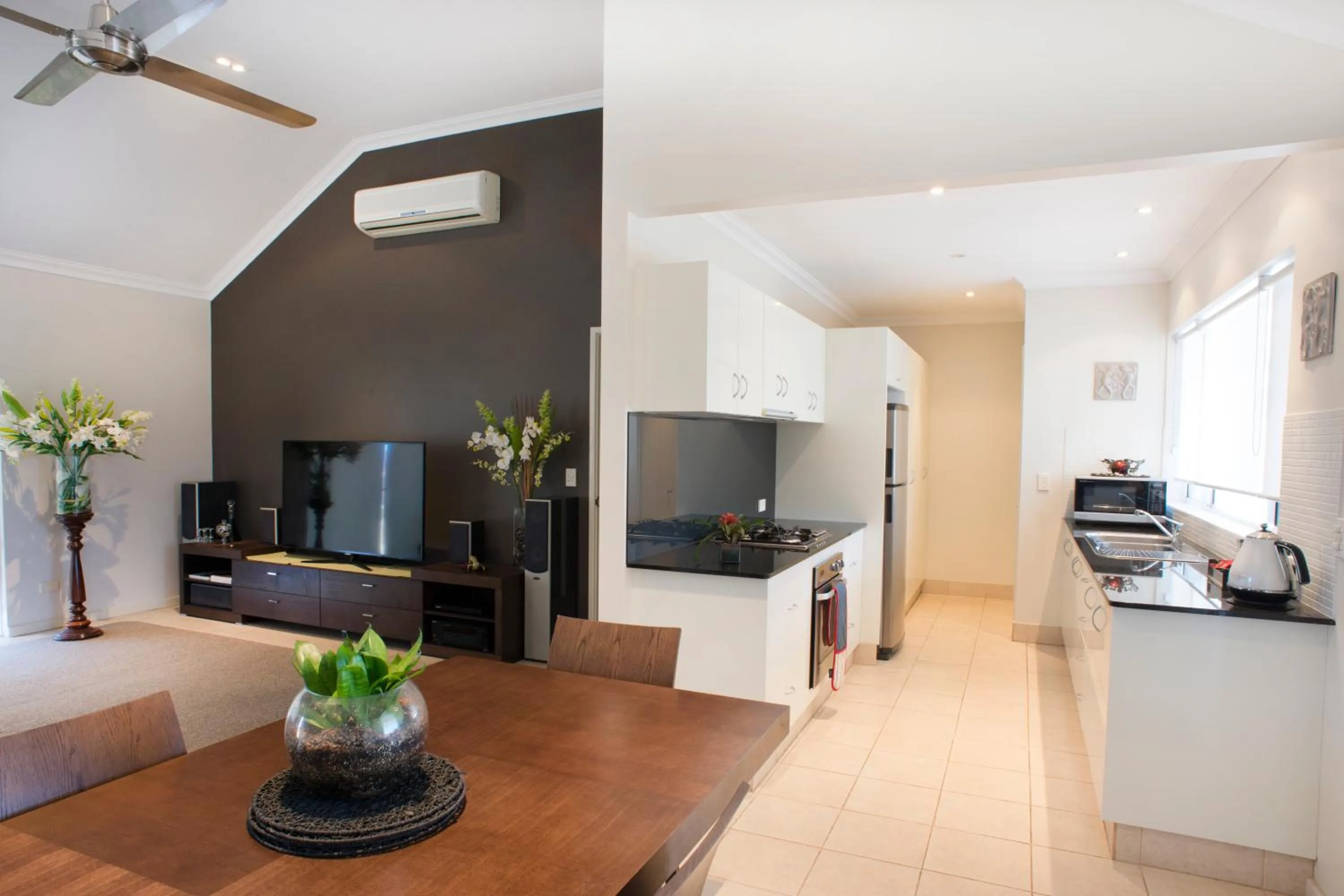 TV and multimedia in Gecko Lodge Kalbarri