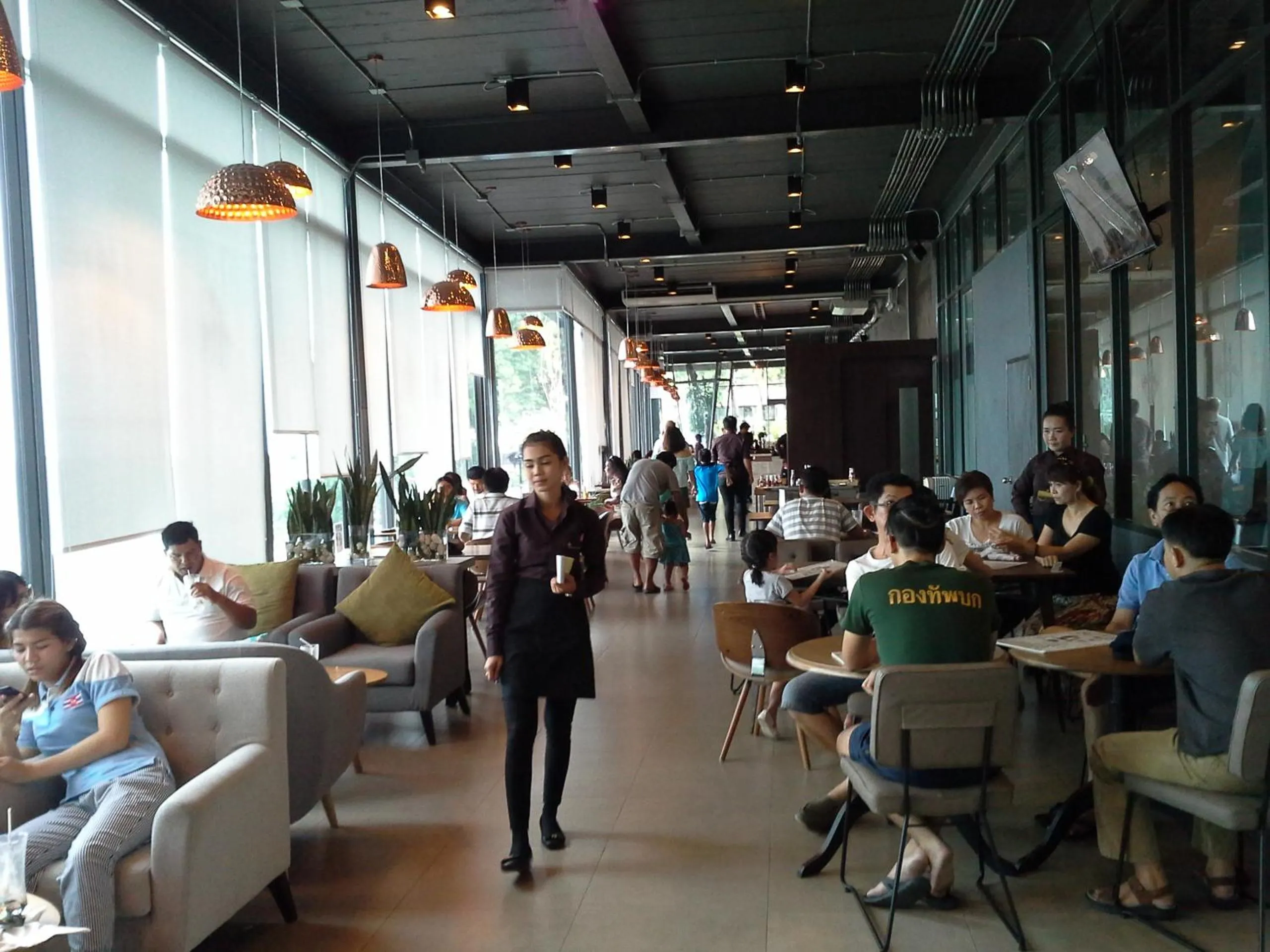 Restaurant/places to eat in Cosy Beach View Apartments