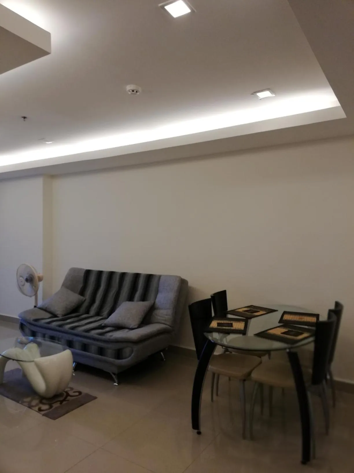 Seating area in Cosy Beach View Apartments