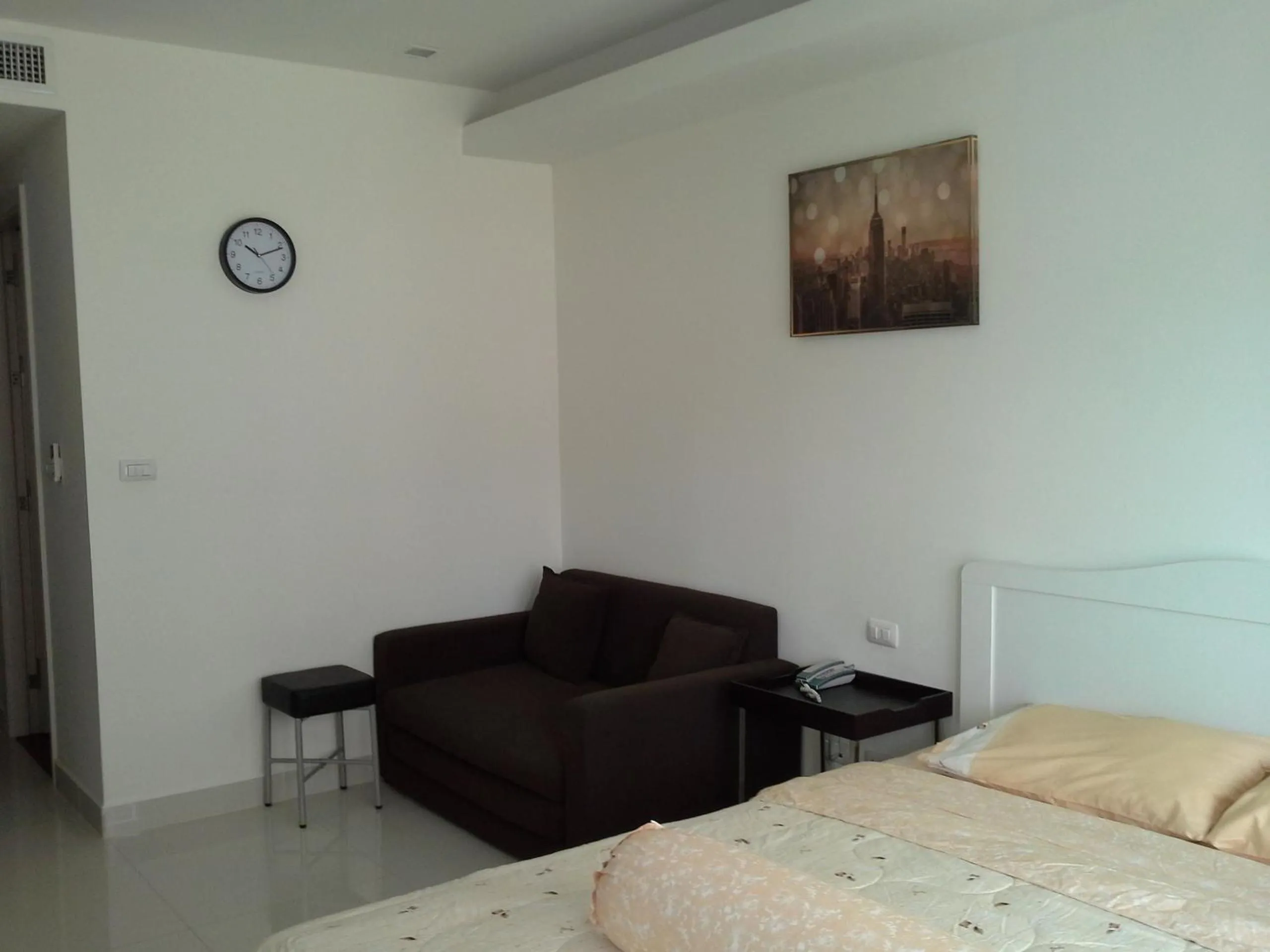 Bed in Cosy Beach View Apartments