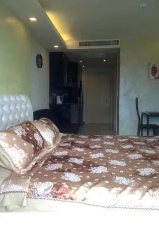 Bed in Cosy Beach View Apartments