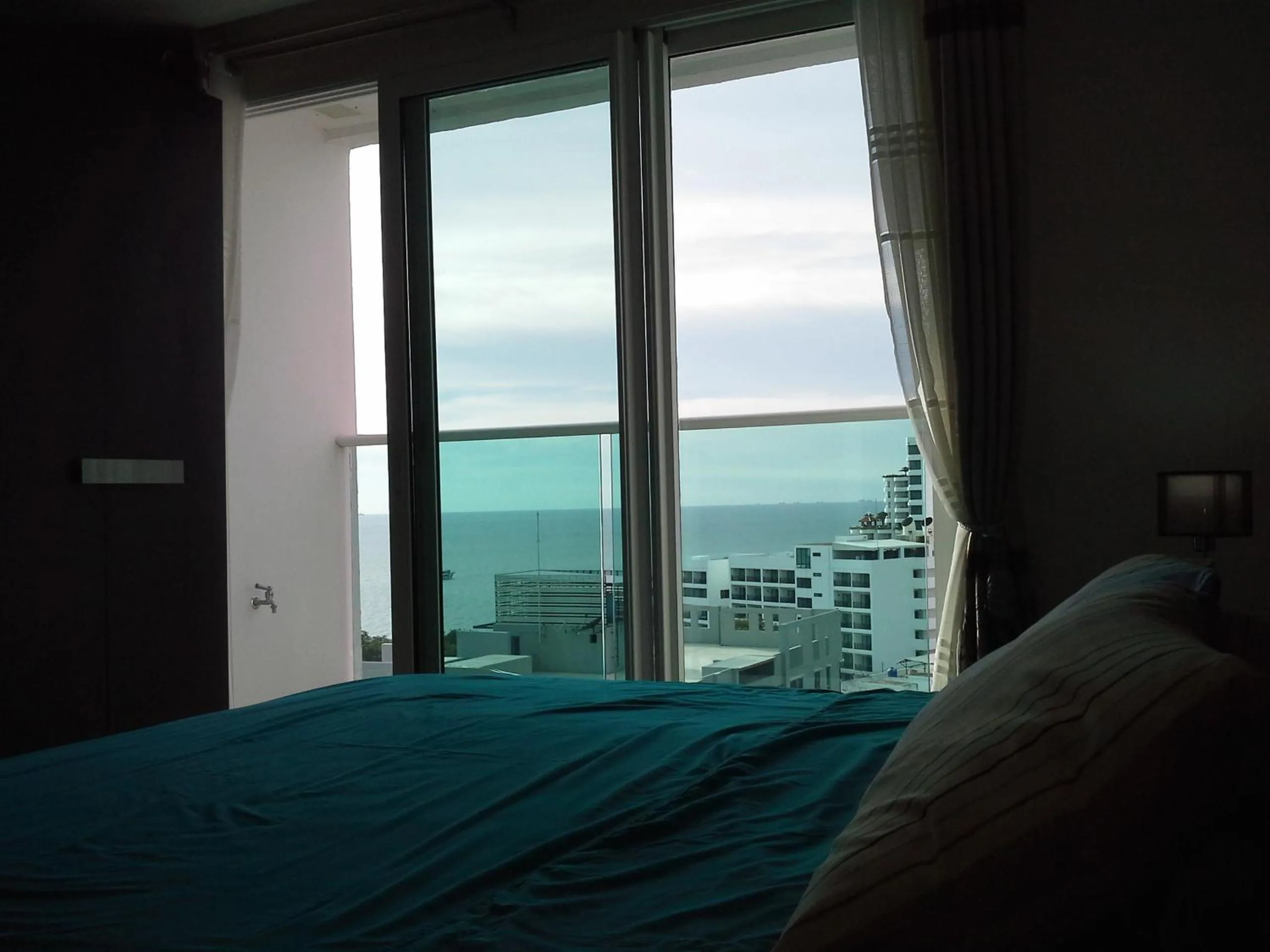View (from property/room), Bed in Cosy Beach View Apartments