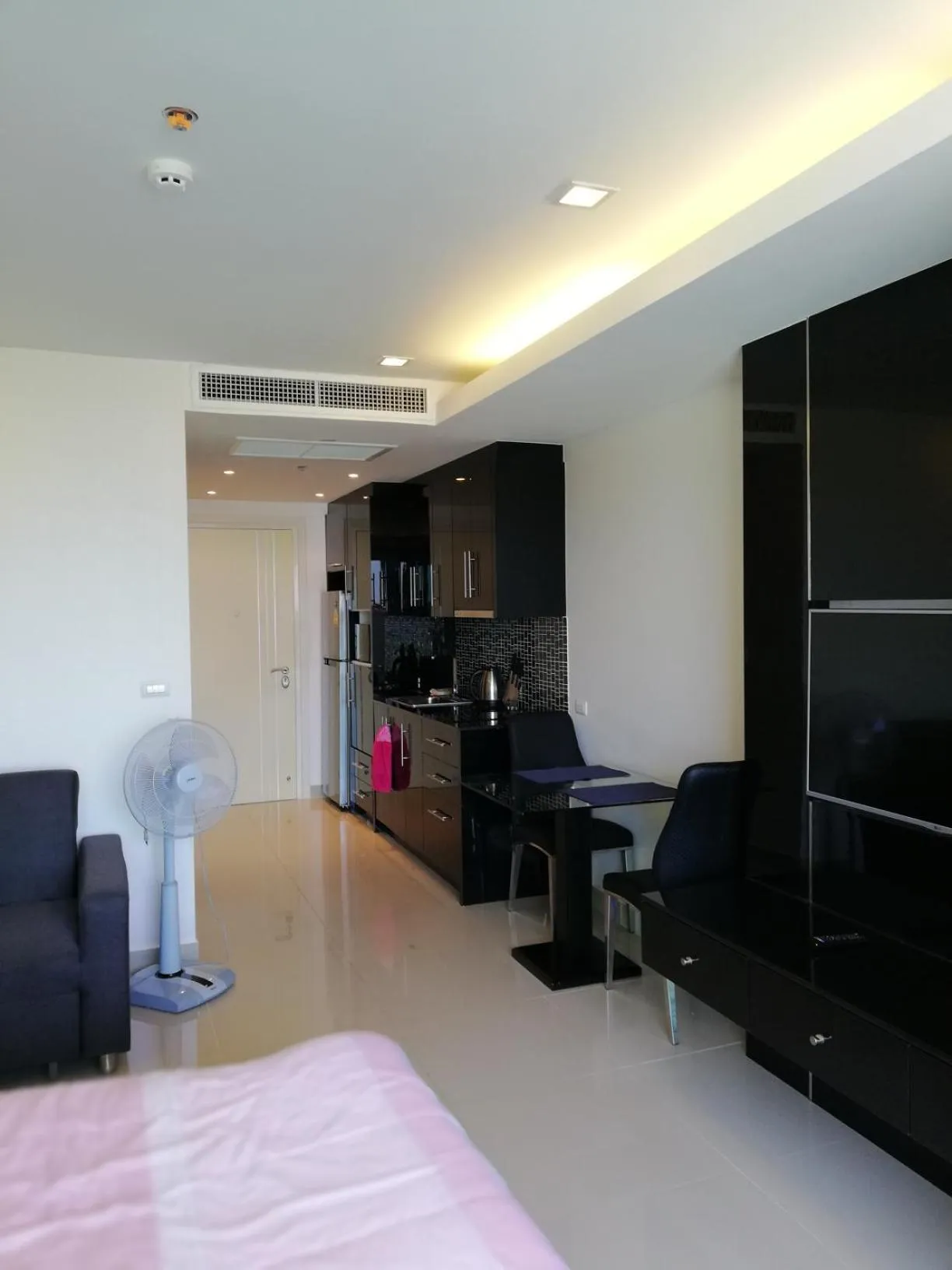 Seating area in Cosy Beach View Apartments