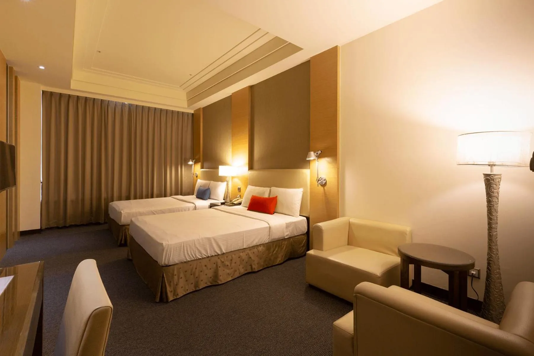 Photo of the whole room, Bed in Ever Delightful Business Hotel