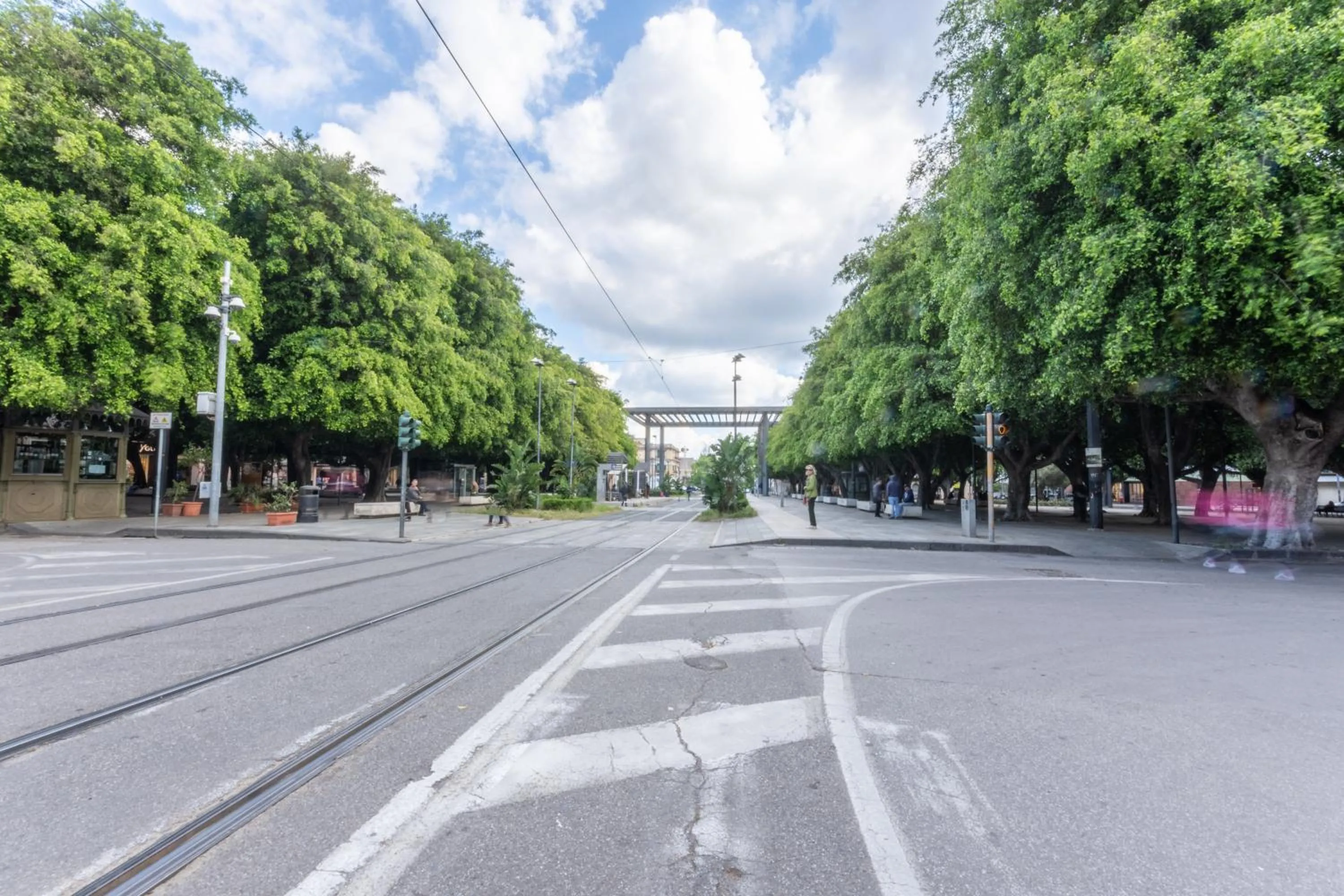 Street view in B&B Cairoli