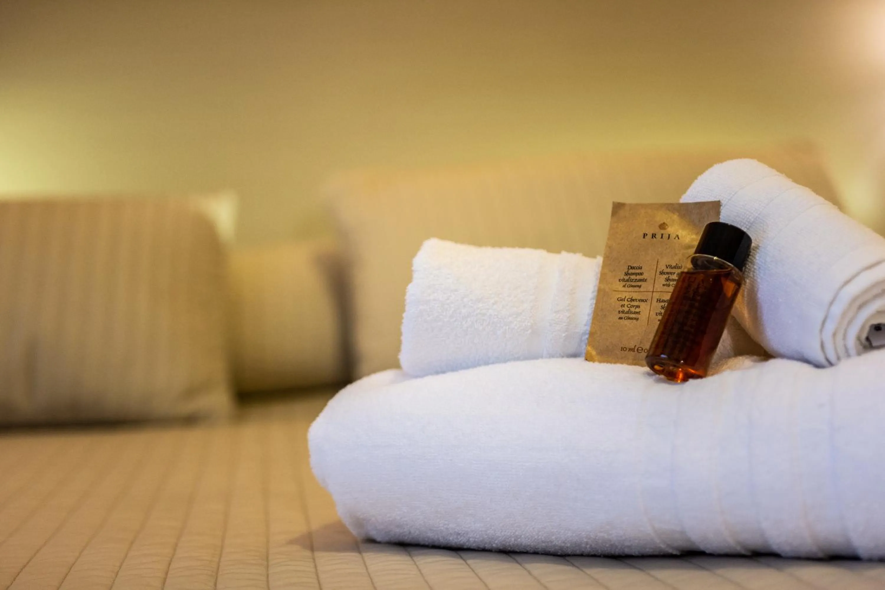 Decorative detail, Bed in B&B Cairoli