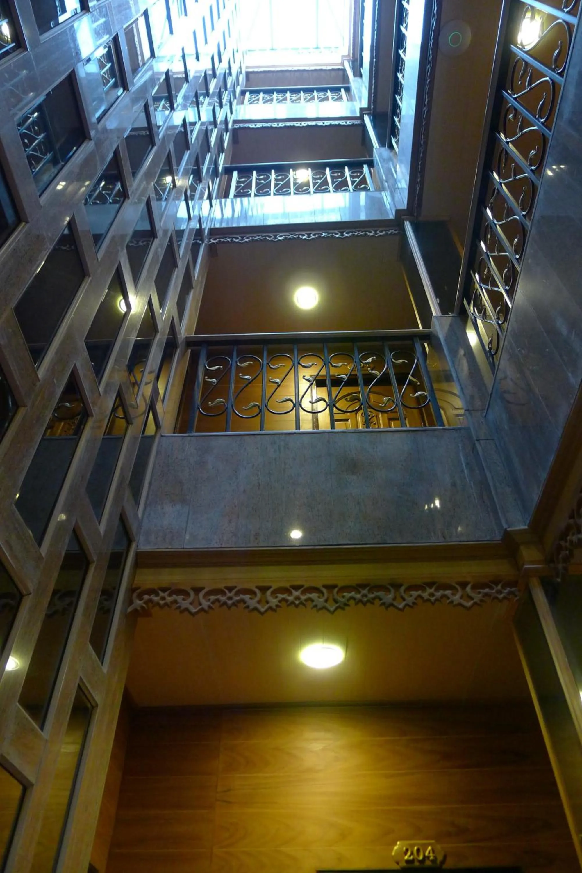 Facade/entrance in Tanee Place