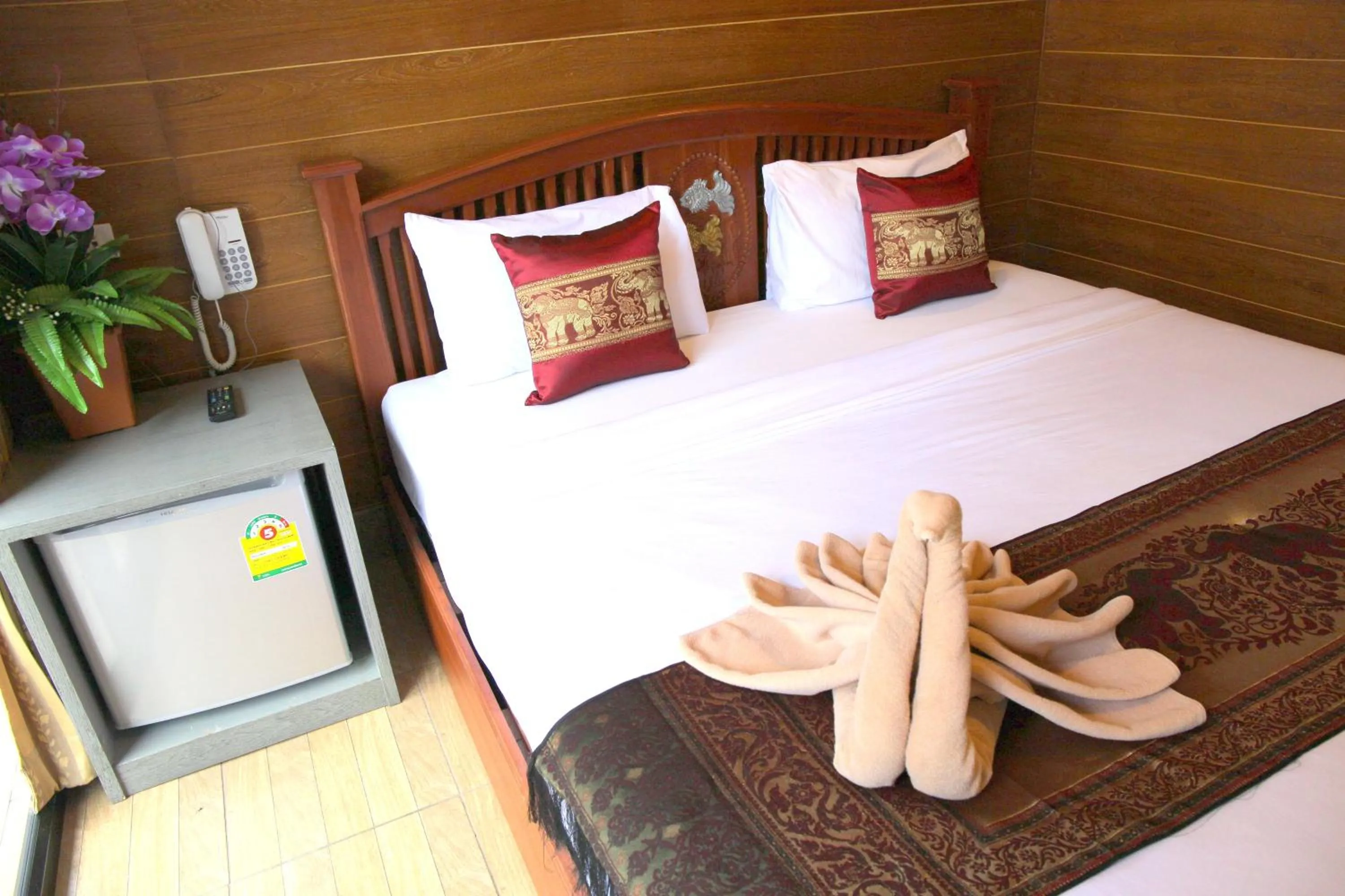 Bedroom, Bed in Tanee Place