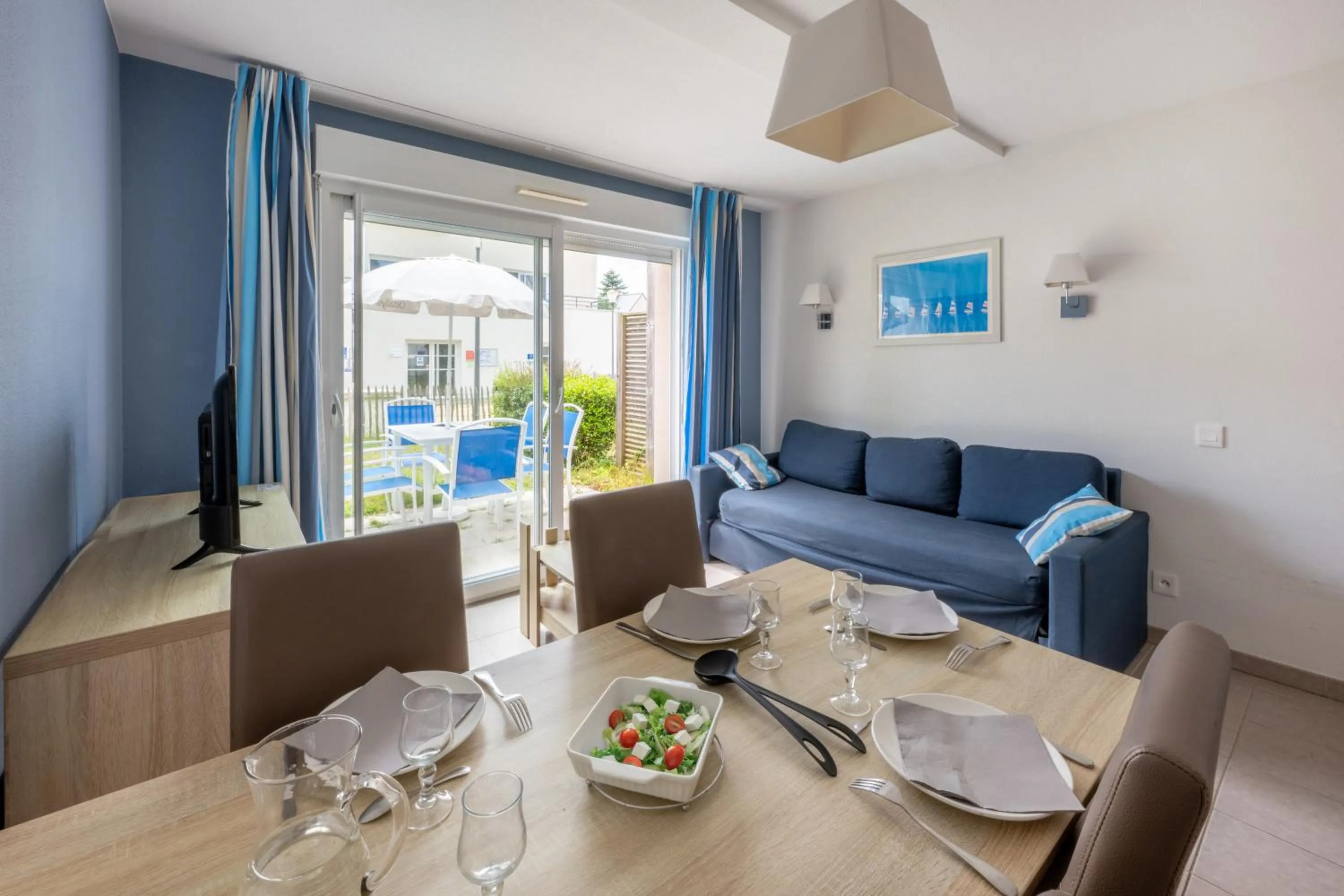 Dining area in Résidence Odalys Les Iles du Morbihan