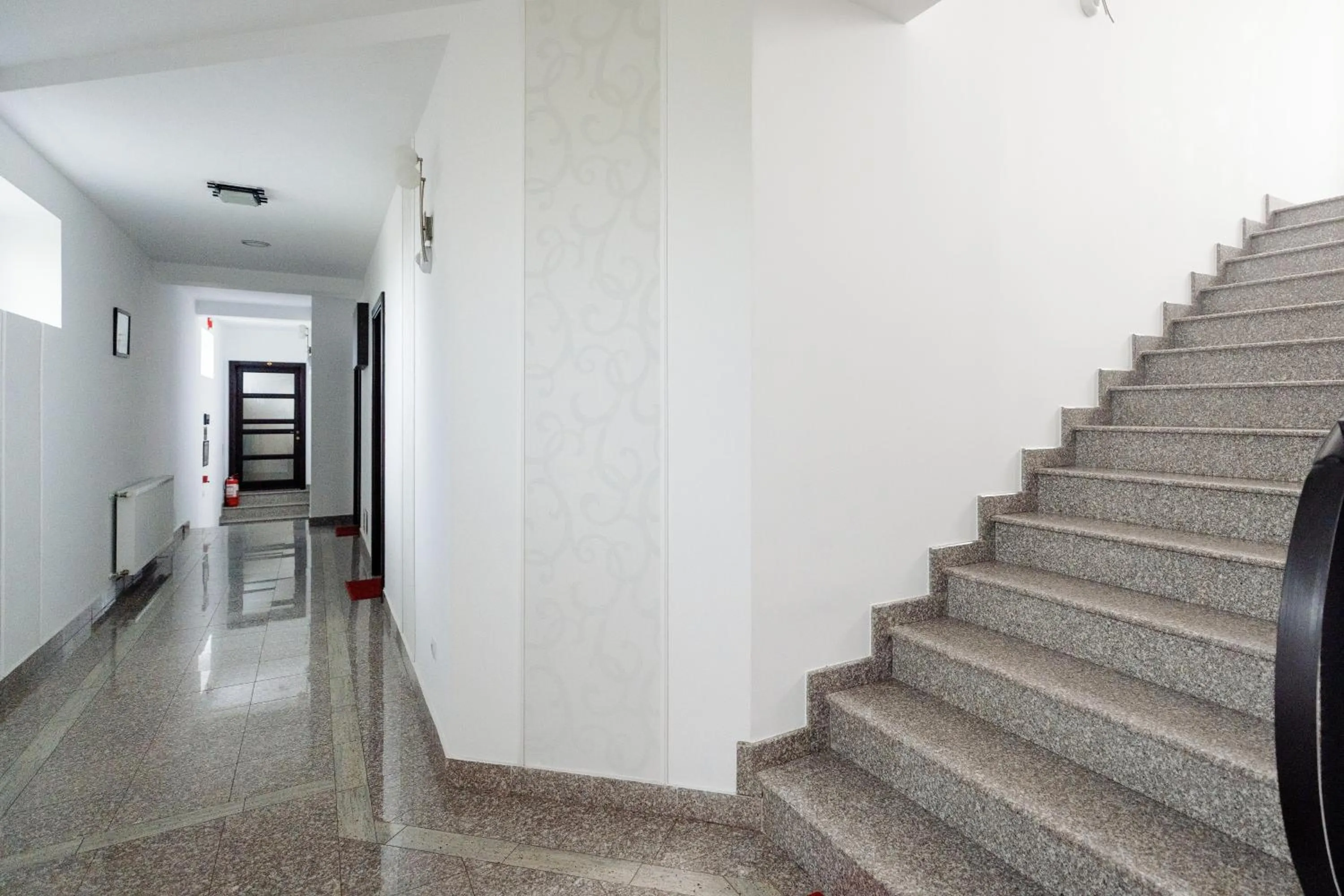 Property building in Aparthotel Punct pe i